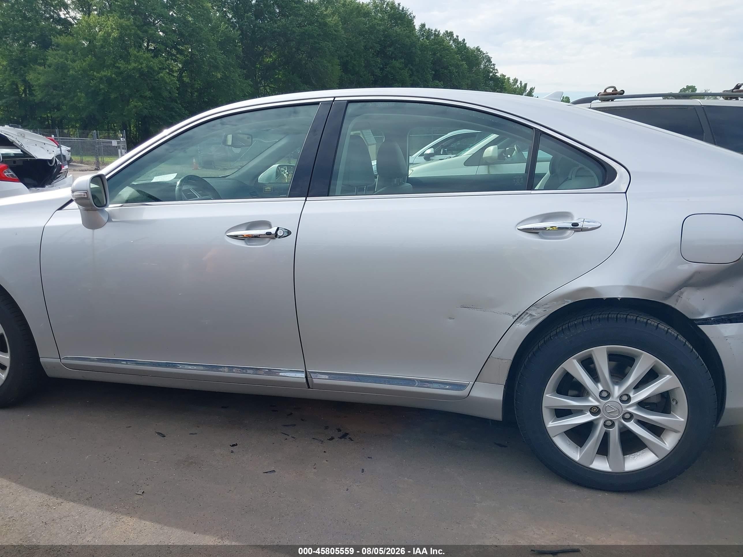 2010 Lexus Es 350 Silver vin: JTHBK1EG0A2390908