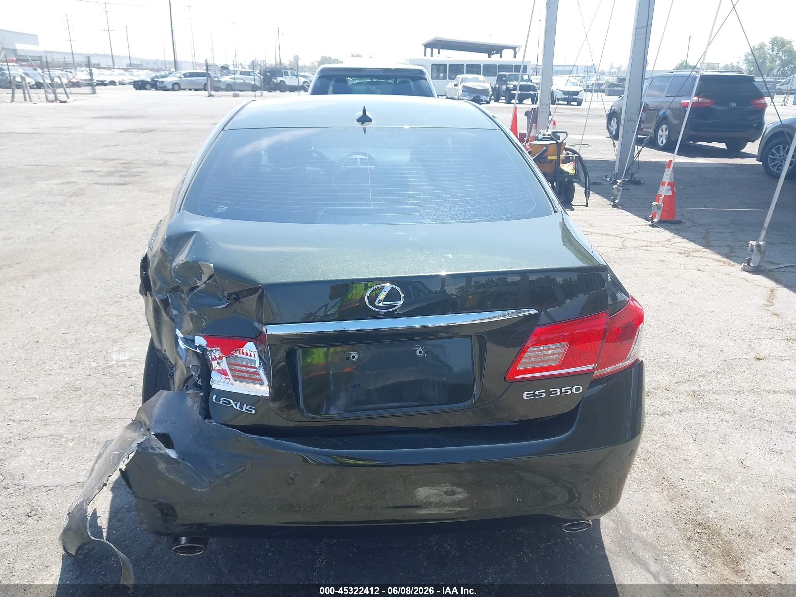 2010 Lexus Es 350   Green vin: JTHBK1EG0A2392142