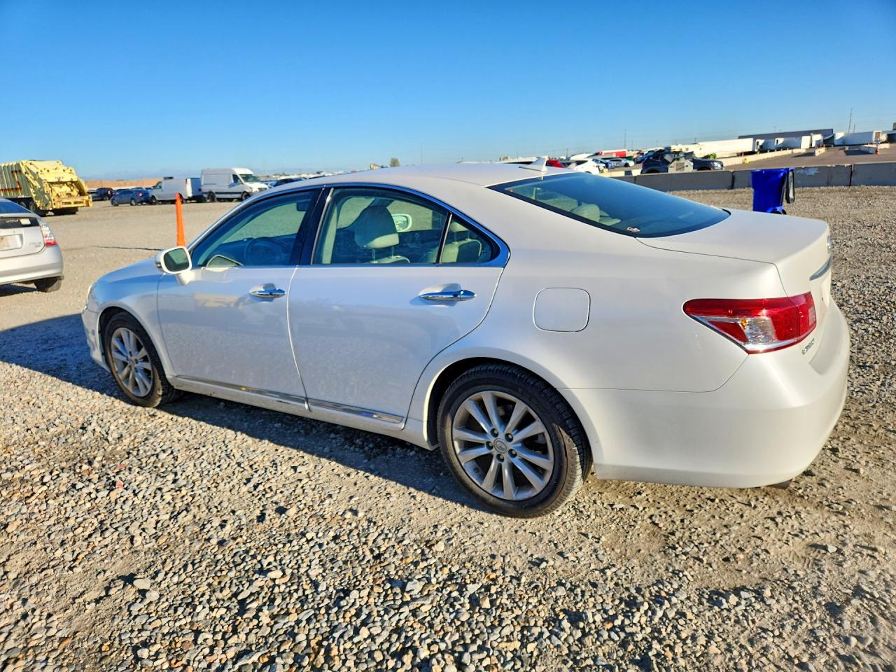 2010 Lexus Es 350 White vin: JTHBK1EG0A2406931
