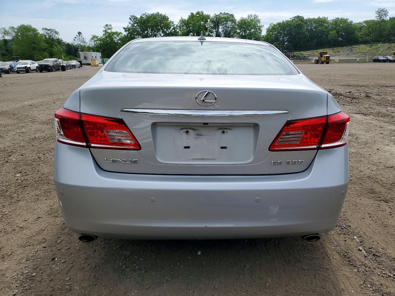 2010 Lexus Es 350 Silver vin: JTHBK1EG0A2407187