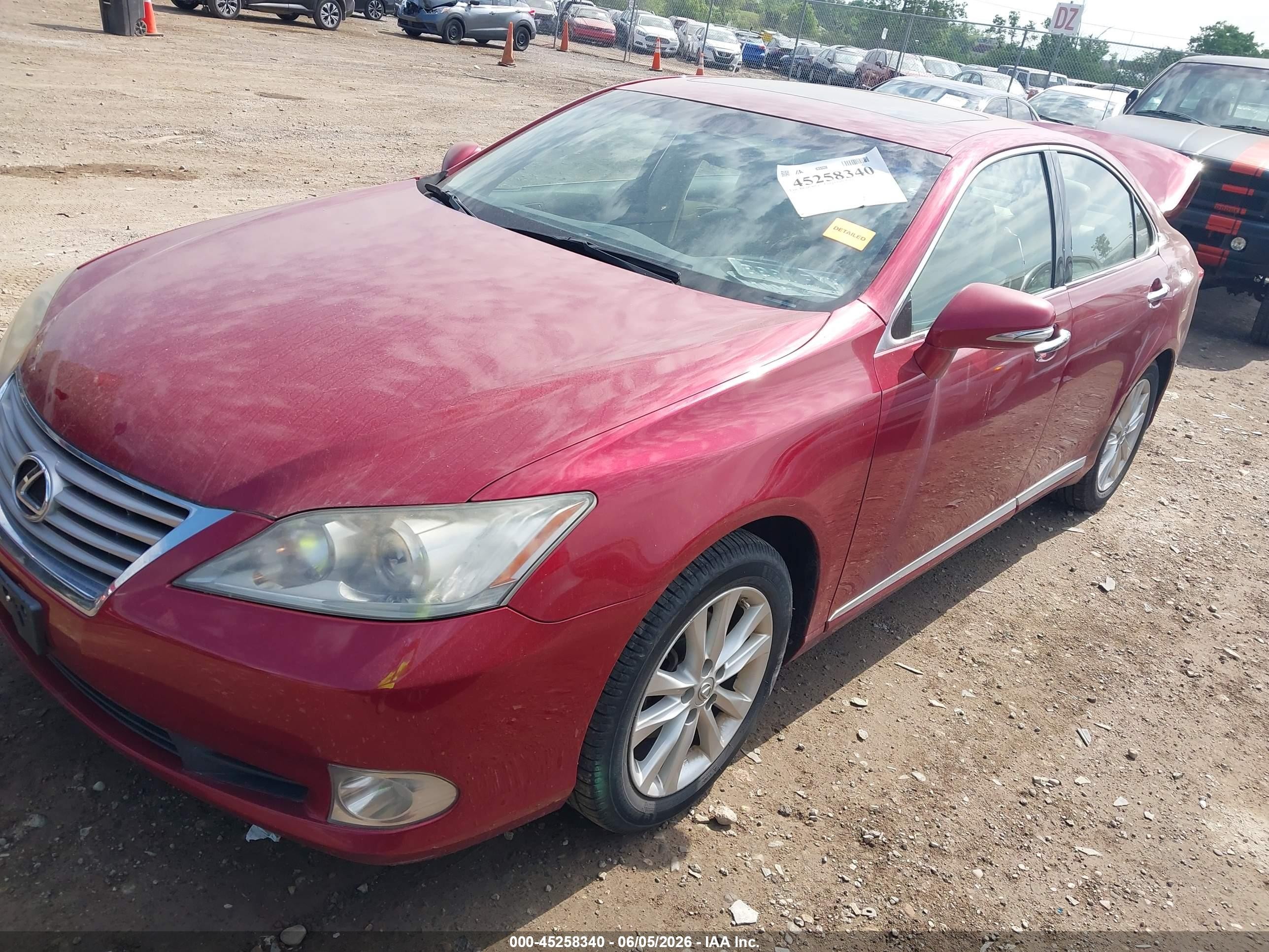2010 Lexus Es 350 Красный vin: JTHBK1EG0A2410879