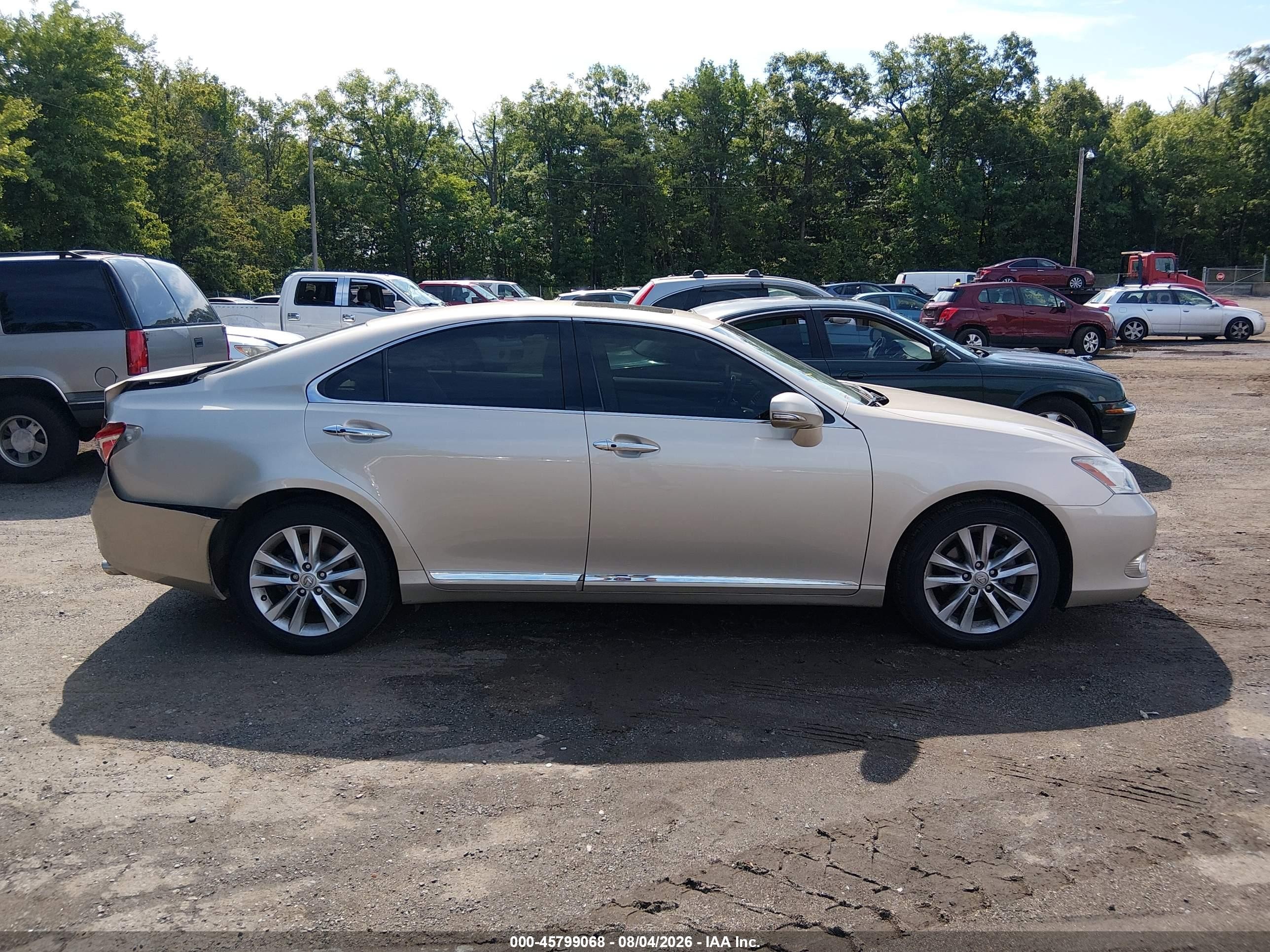 2011 Lexus Es 350 Gold vin: JTHBK1EG0B2416778