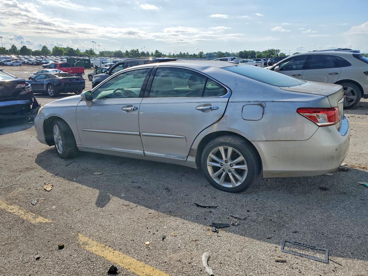 2011 Lexus Es 350 Silver vin: JTHBK1EG0B2420541