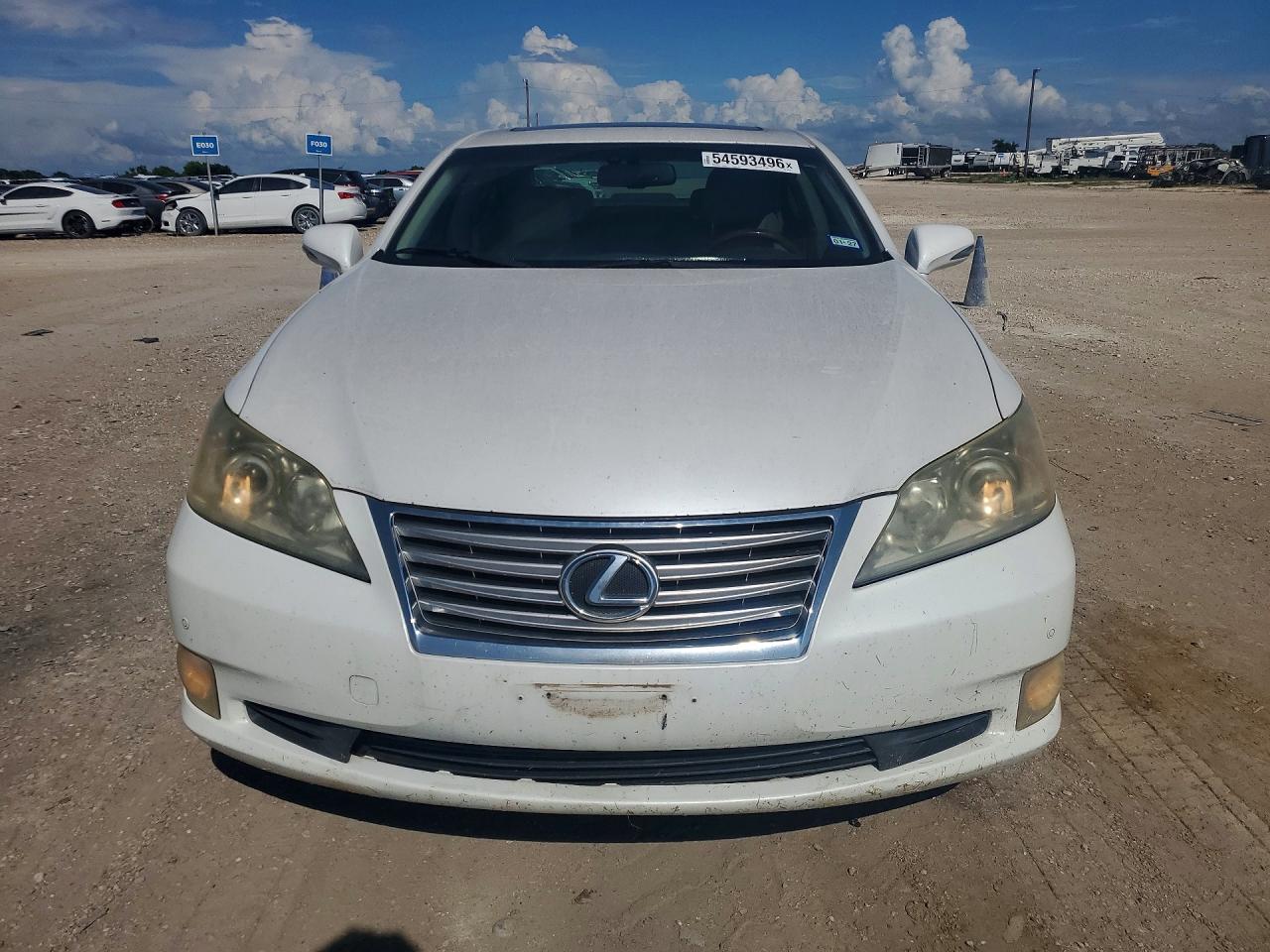 2011 Lexus Es 350 Белый vin: JTHBK1EG0B2447240