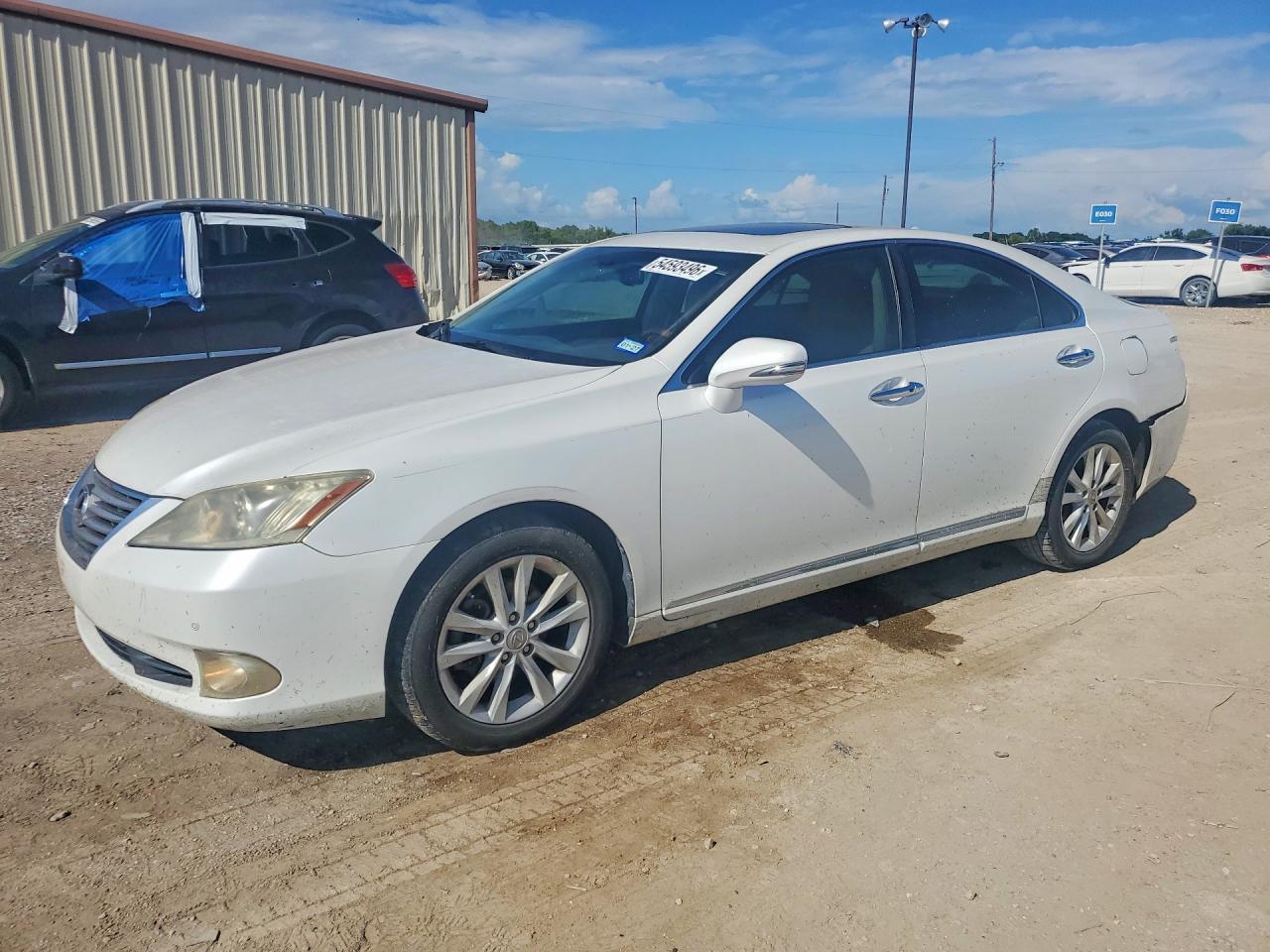 2011 Lexus Es 350 Белый vin: JTHBK1EG0B2447240