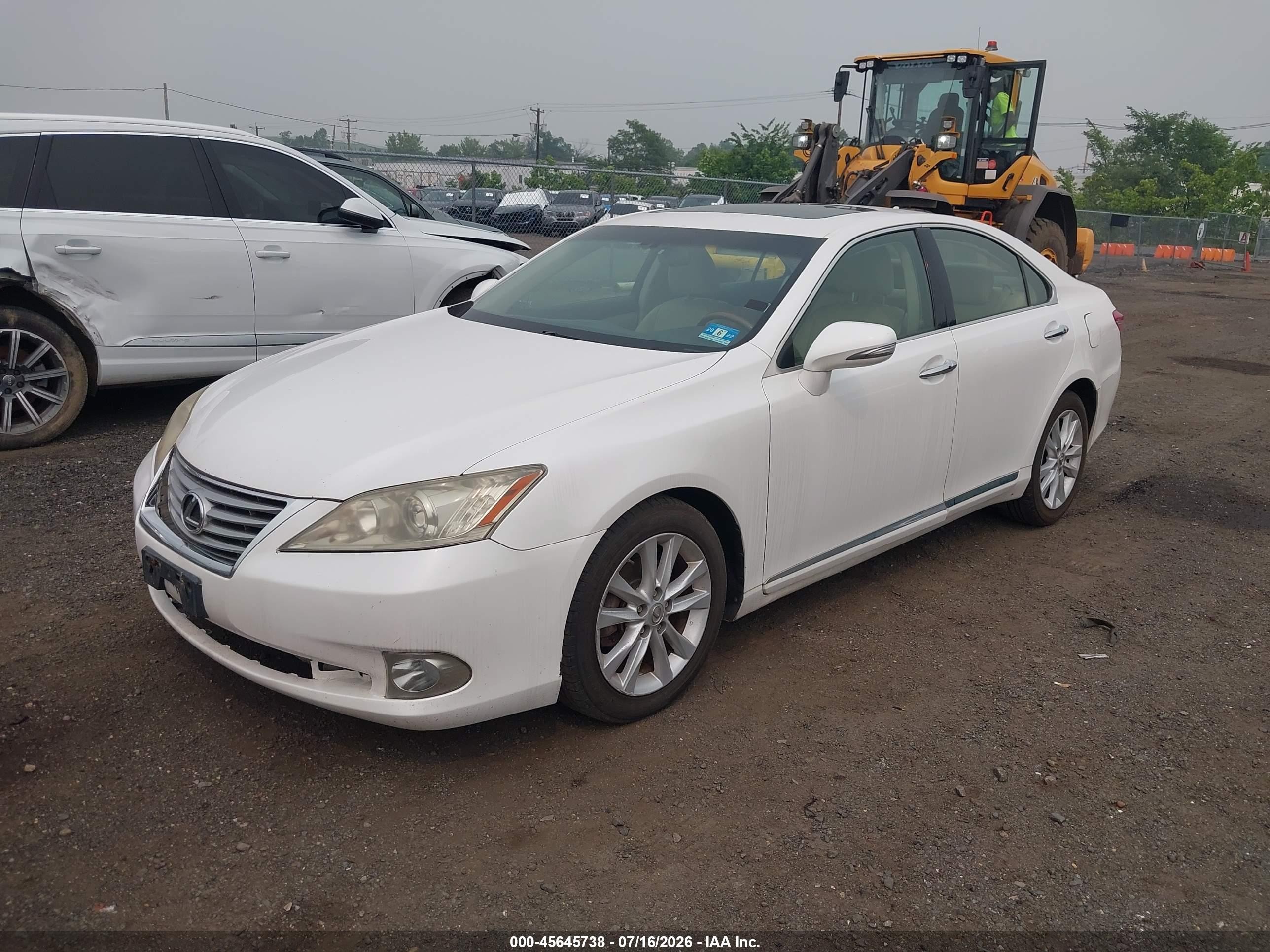 2011 Lexus Es 350   Белый vin: JTHBK1EG0B2449179