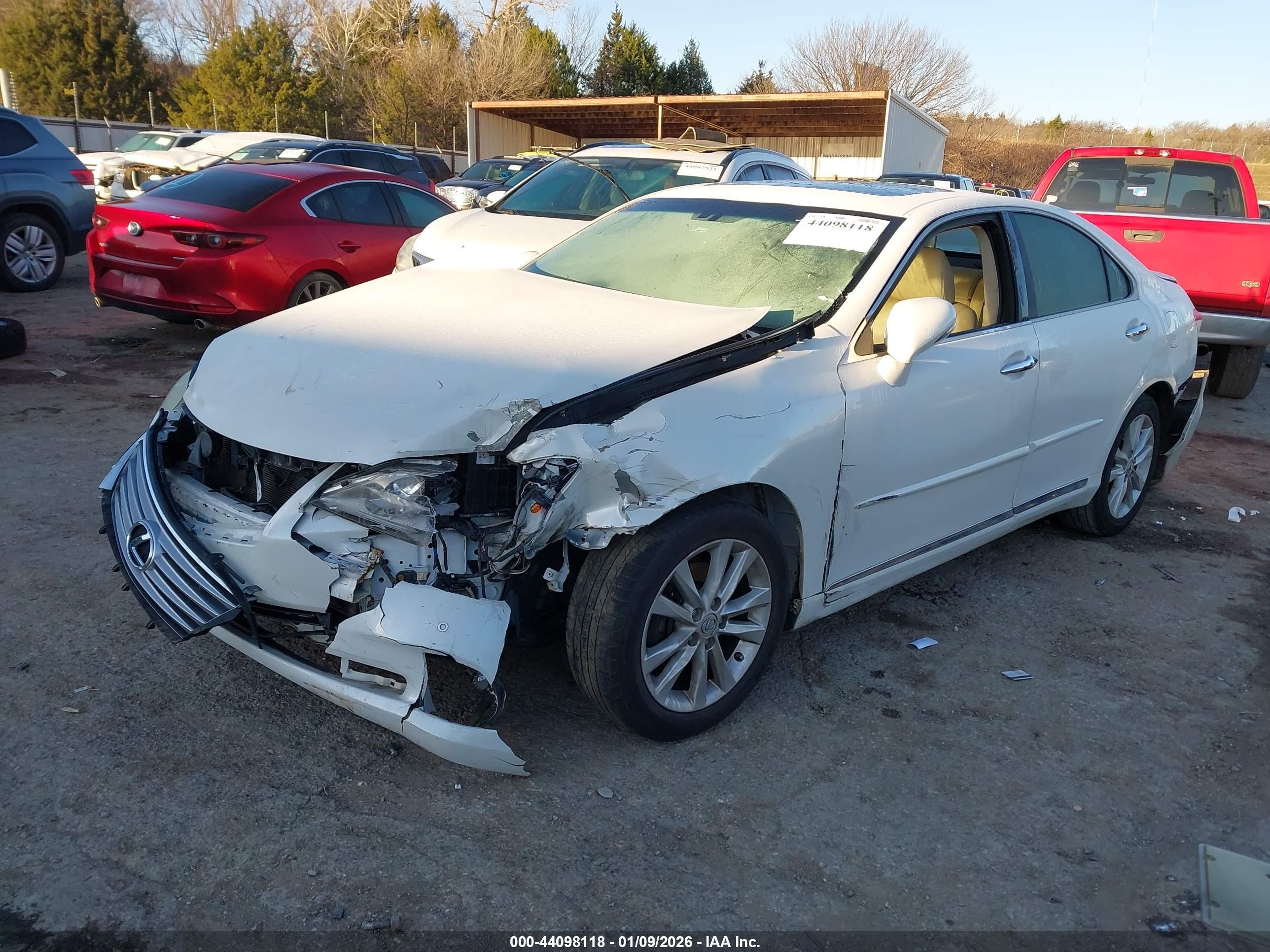 2011 Lexus Es 350   White vin: JTHBK1EG0B2457041