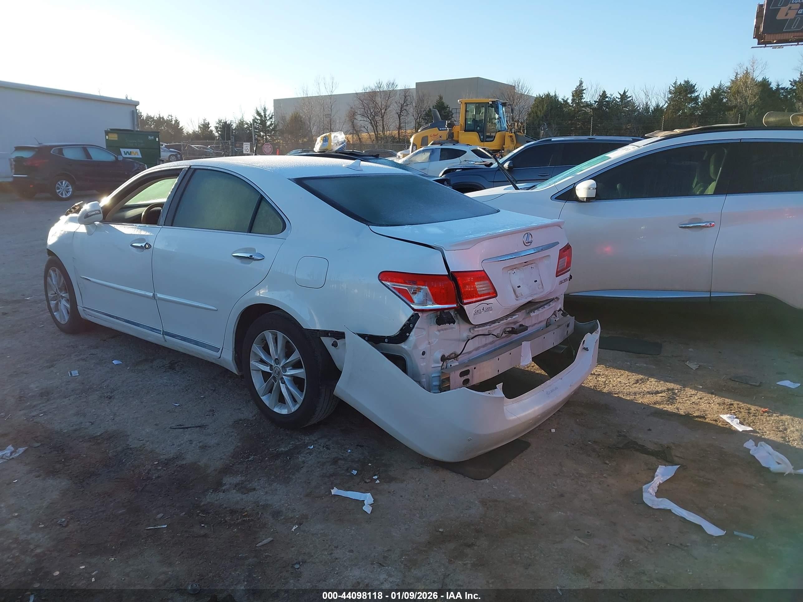 2011 Lexus Es 350   White vin: JTHBK1EG0B2457041