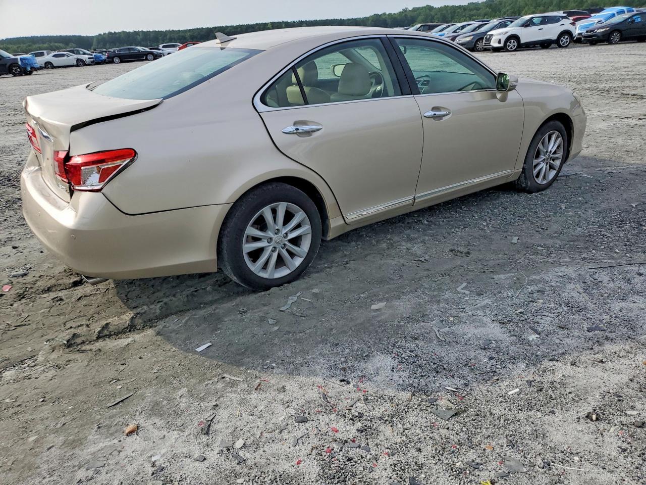 2011 Lexus Es 350 Beige vin: JTHBK1EG0B2459887