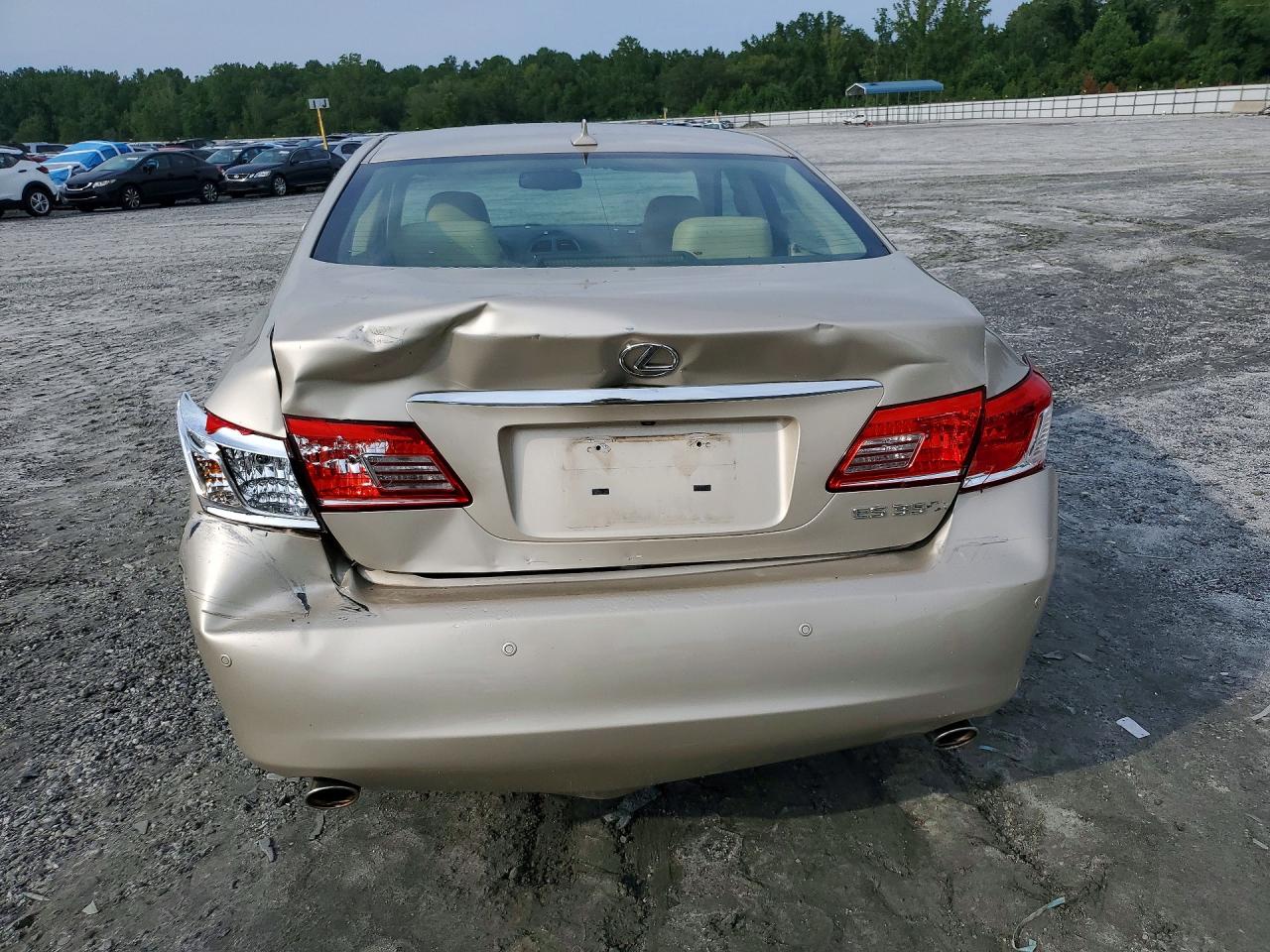 2011 Lexus Es 350 Beige vin: JTHBK1EG0B2459887