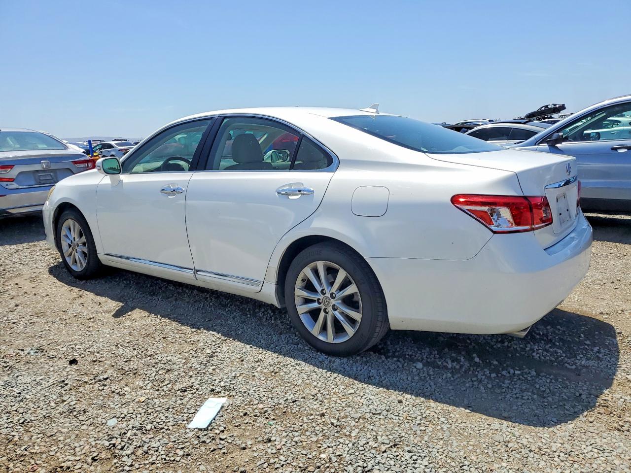 2011 Lexus Es 350 White vin: JTHBK1EG0B2460084
