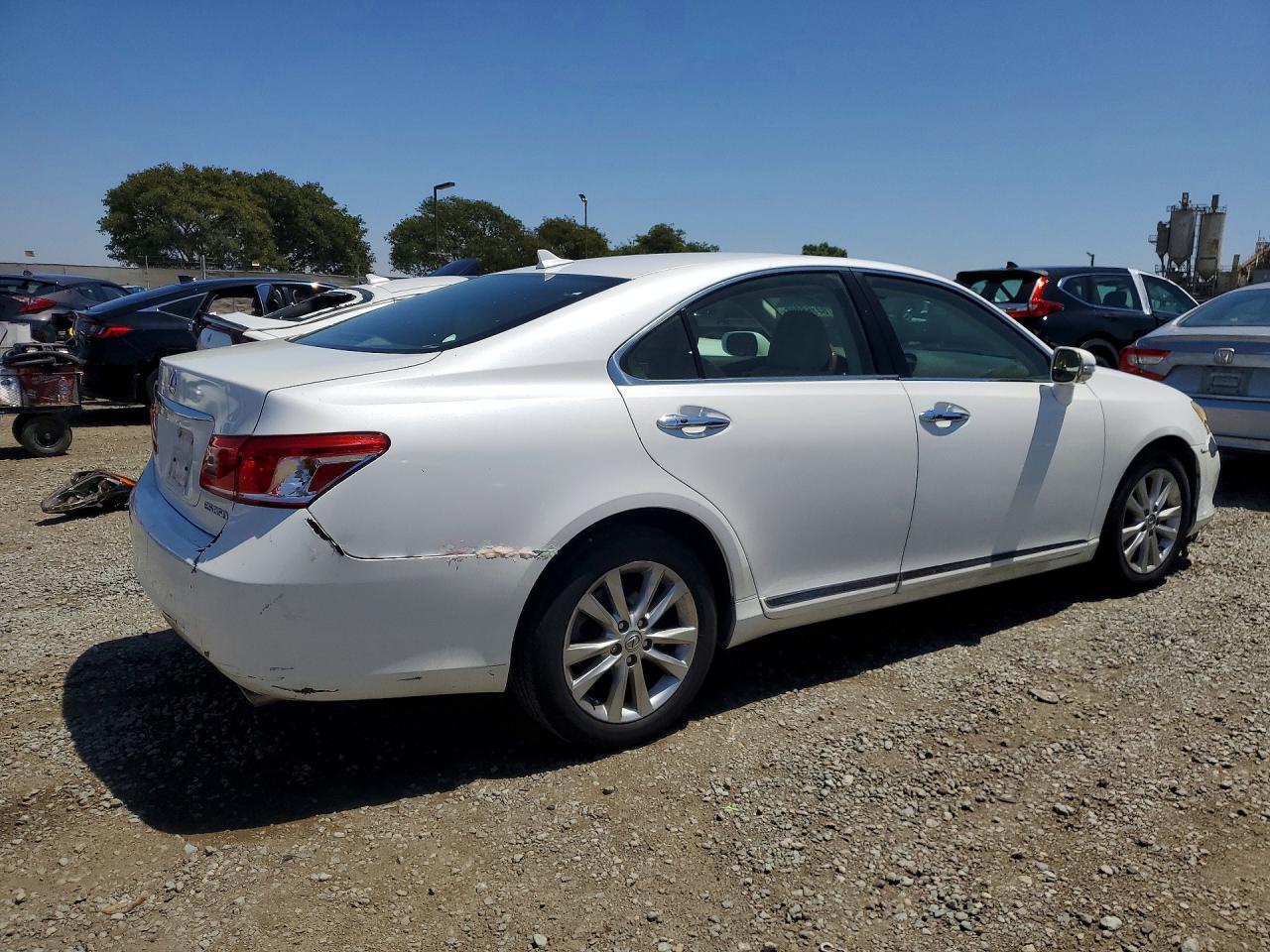 2011 Lexus Es 350 White vin: JTHBK1EG0B2460084
