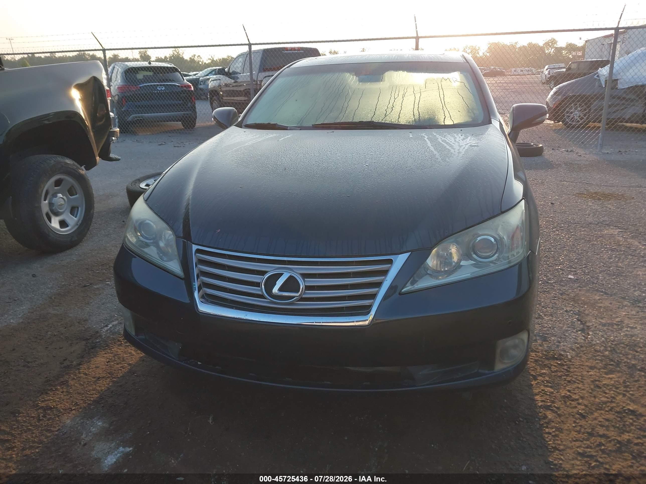 2011 Lexus Es 350   Gray vin: JTHBK1EG0B2461736