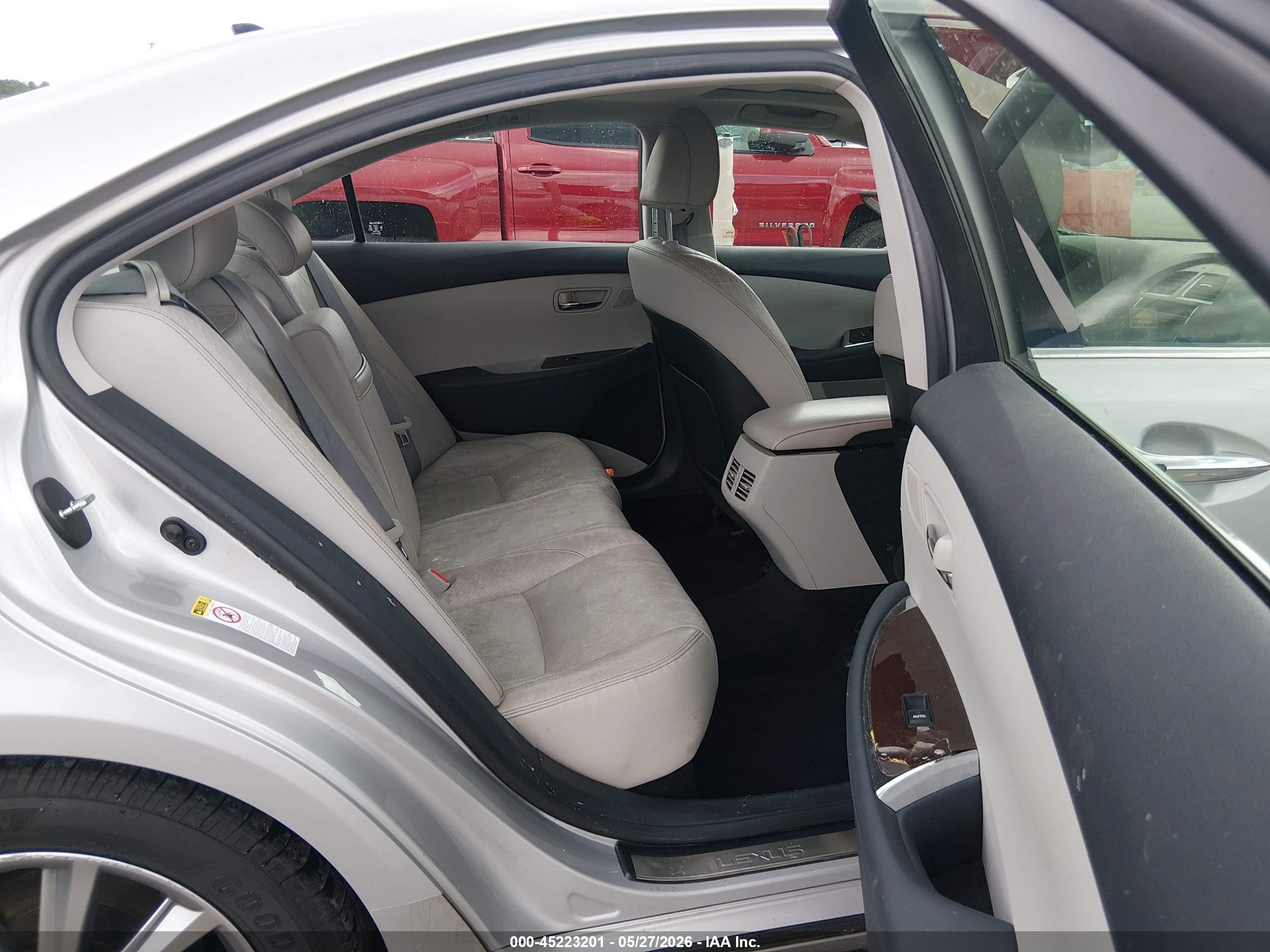 2011 Lexus Es 350   Silver vin: JTHBK1EG0B2466029