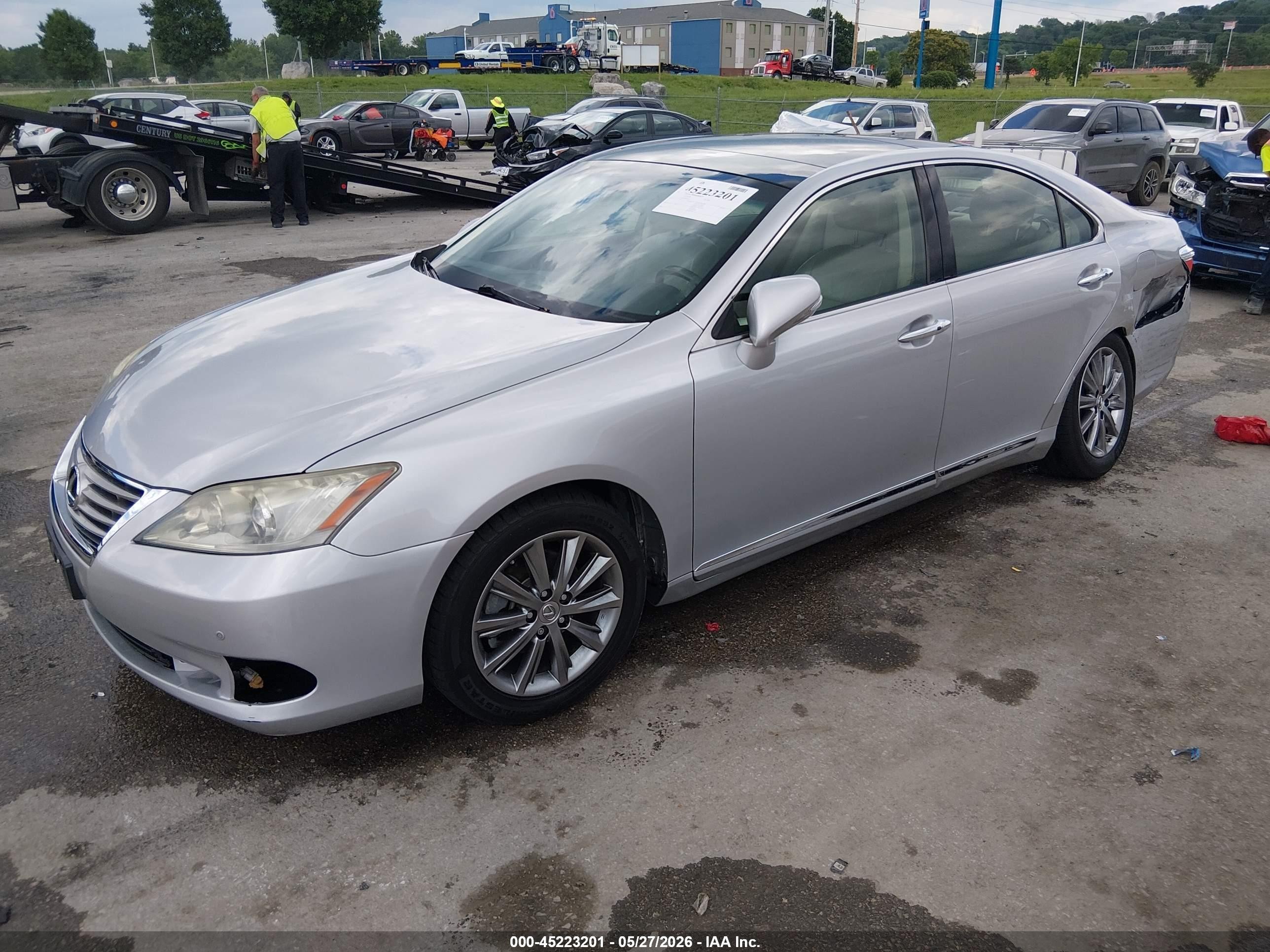 2011 Lexus Es 350   Silver vin: JTHBK1EG0B2466029