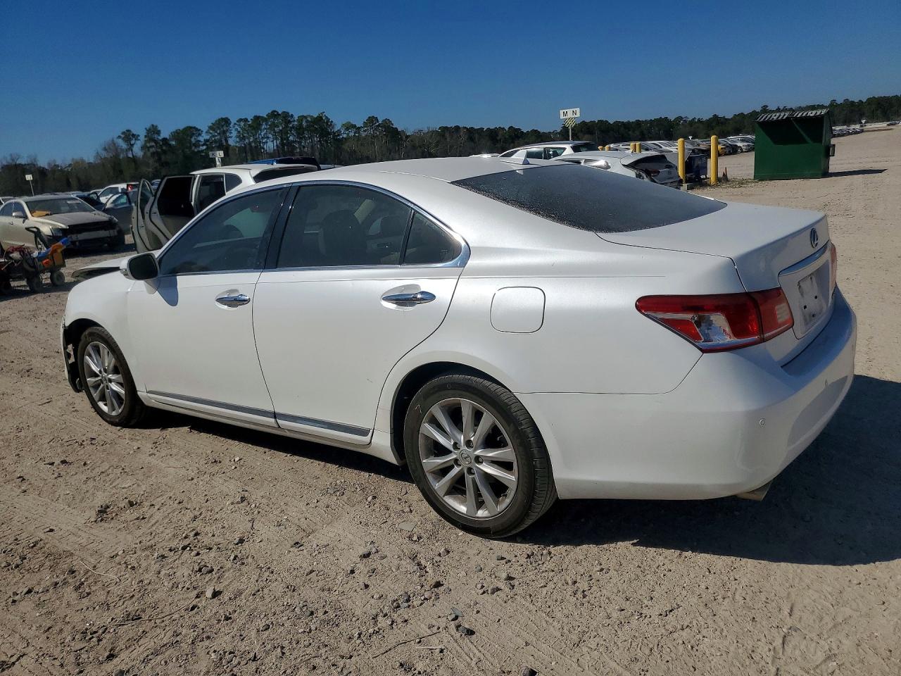 2011 Lexus Es 350 Base White vin: JTHBK1EG0B2467083