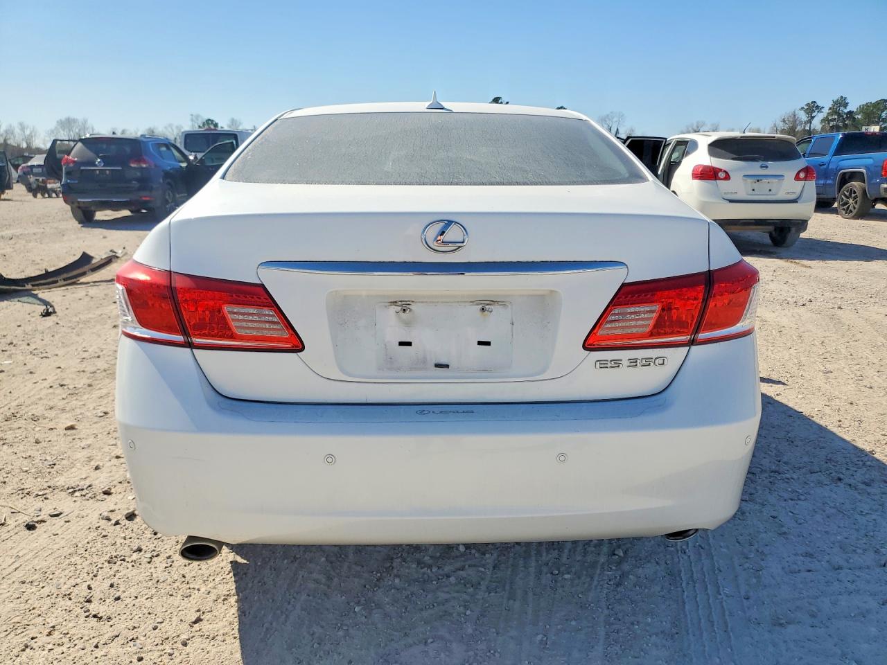 2011 Lexus Es 350 Base White vin: JTHBK1EG0B2467083