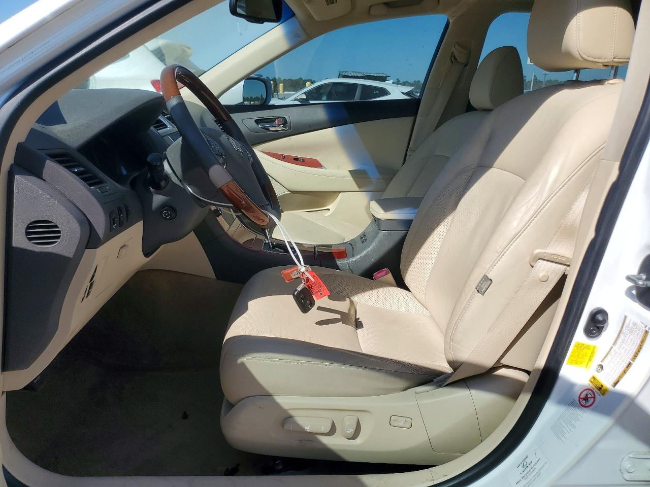 2011 Lexus Es 350 Base White vin: JTHBK1EG0B2467083