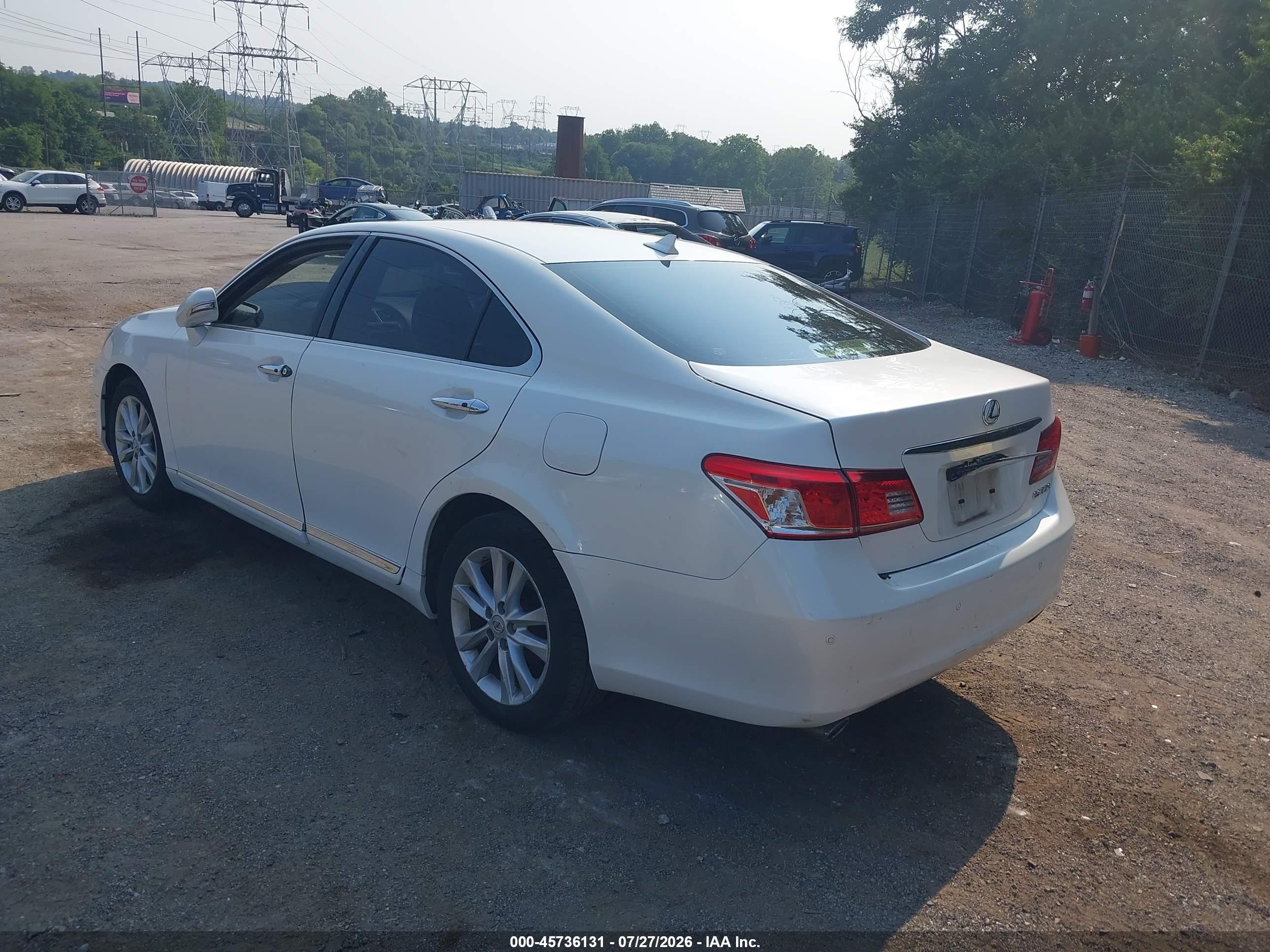 2012 Lexus Es 350   White vin: JTHBK1EG0C2492941