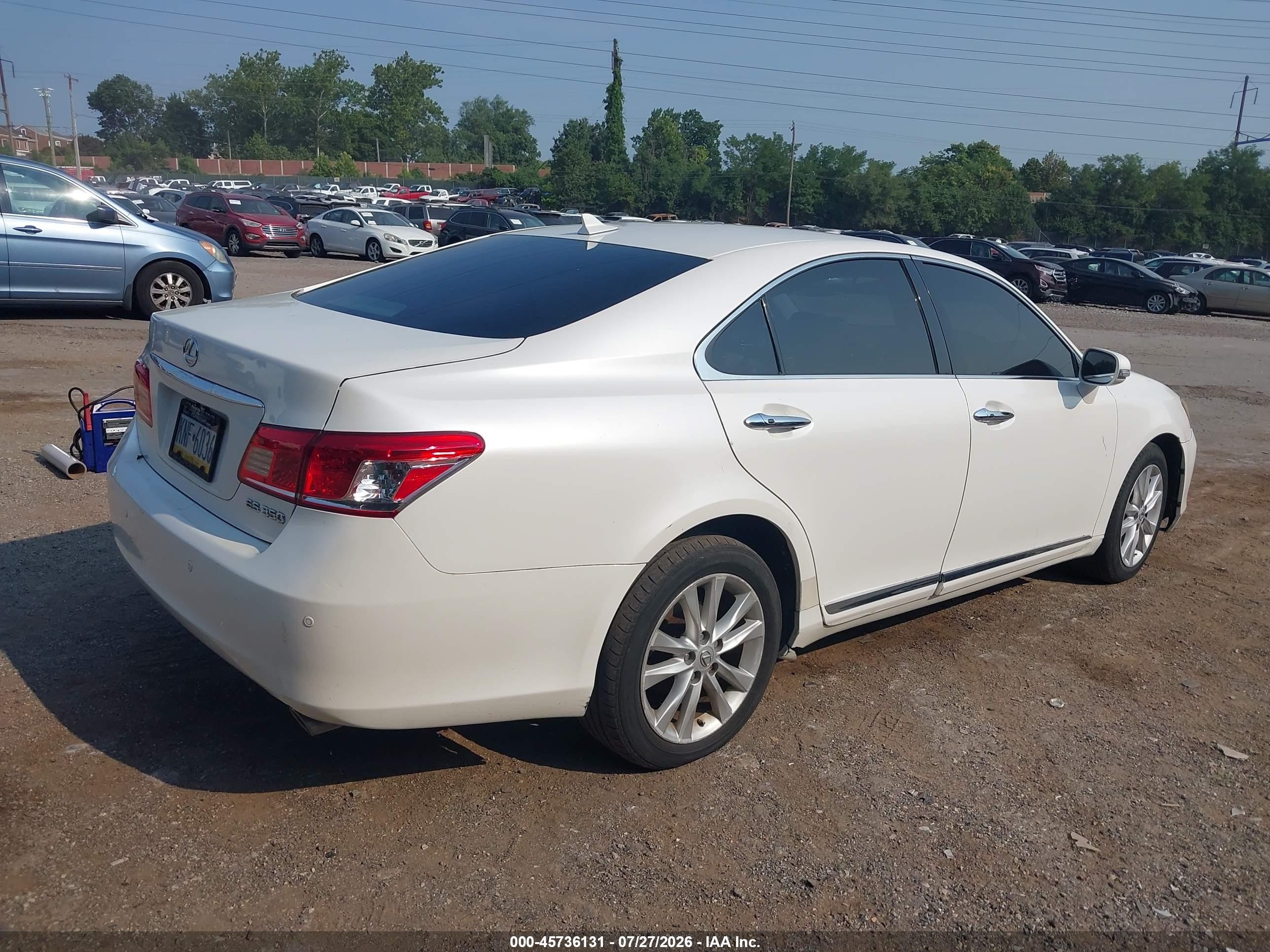 2012 Lexus Es 350   White vin: JTHBK1EG0C2492941