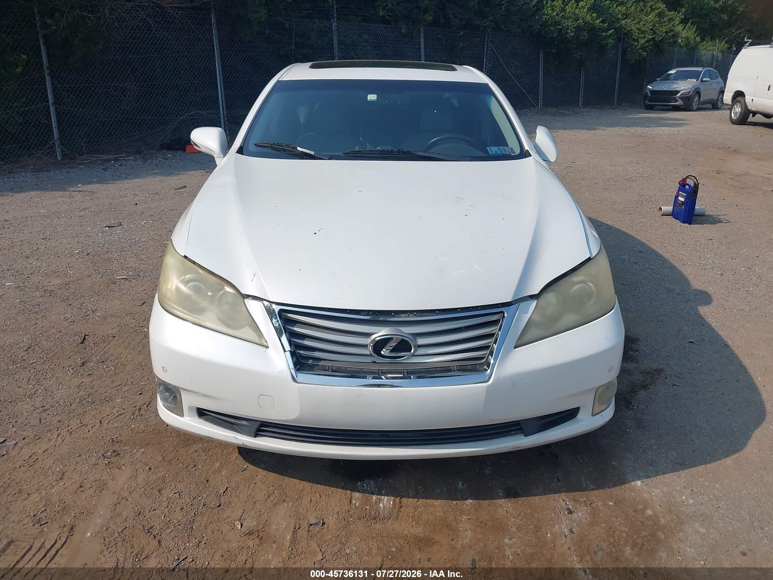 2012 Lexus Es 350   White vin: JTHBK1EG0C2492941