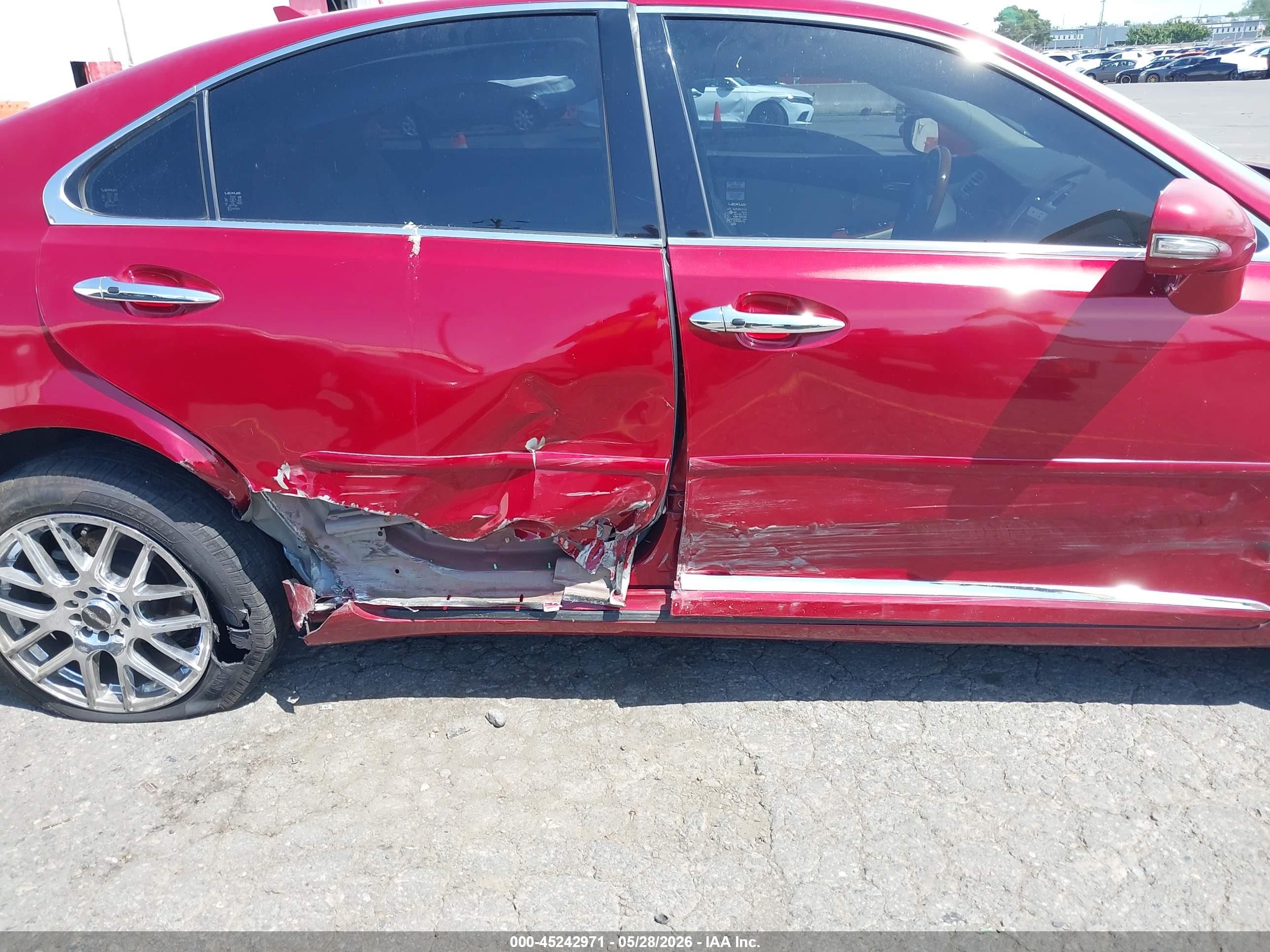 2010 Lexus Es 350   Red vin: JTHBK1EG1A2347422