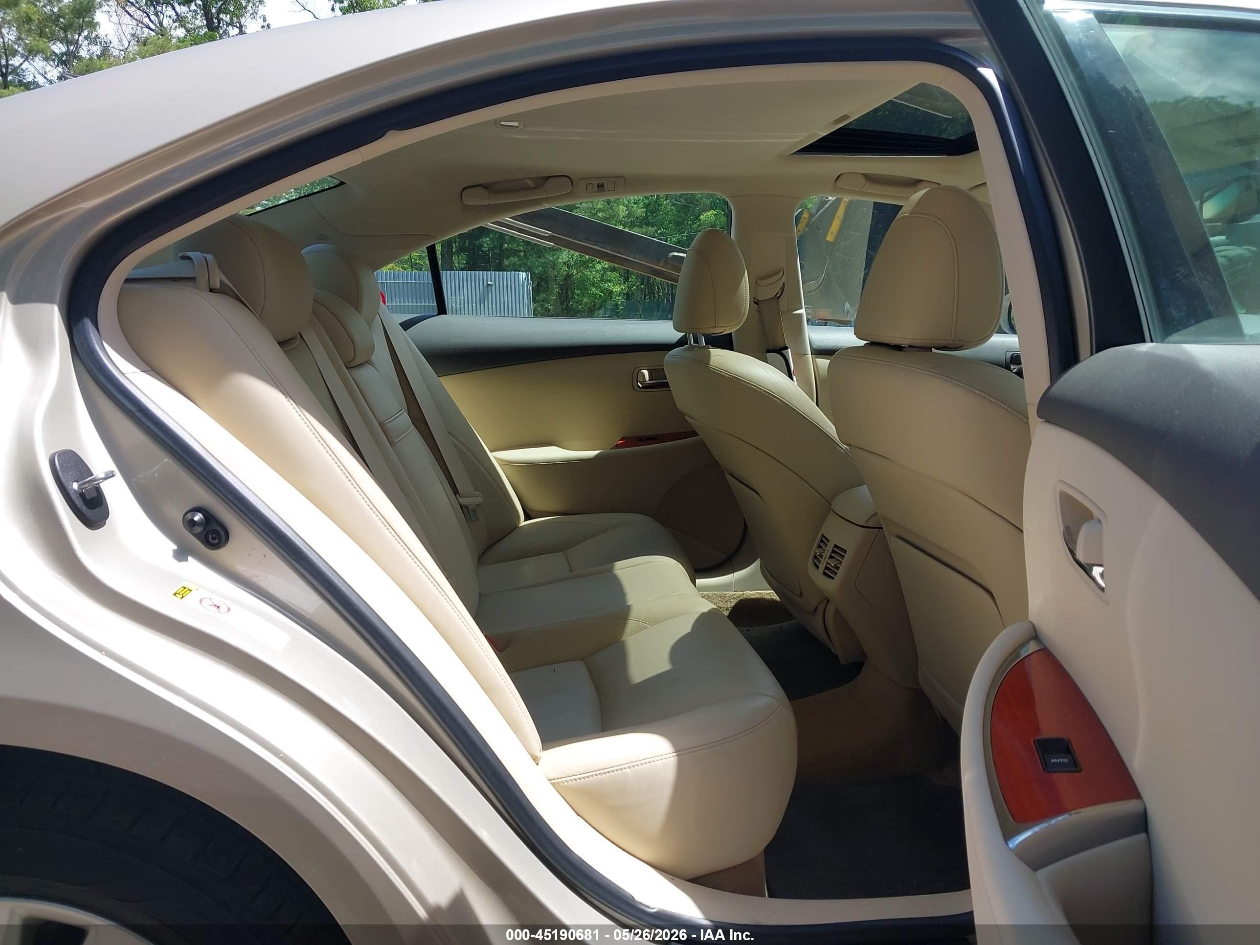 2010 Lexus Es 350 Gold vin: JTHBK1EG1A2365239