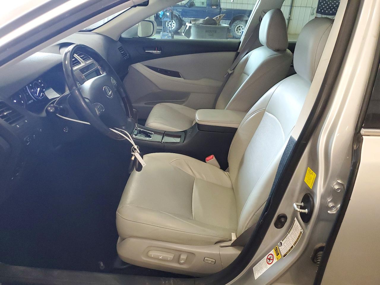 2010 Lexus Es 350 Silver vin: JTHBK1EG1A2409496