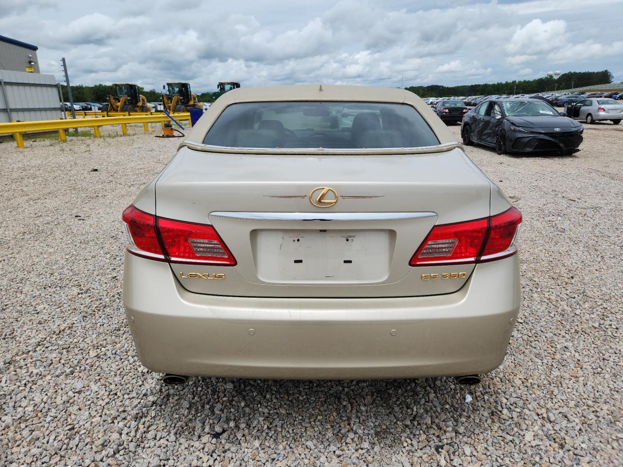 2010 Lexus Es 350 Gold vin: JTHBK1EG1A2410471