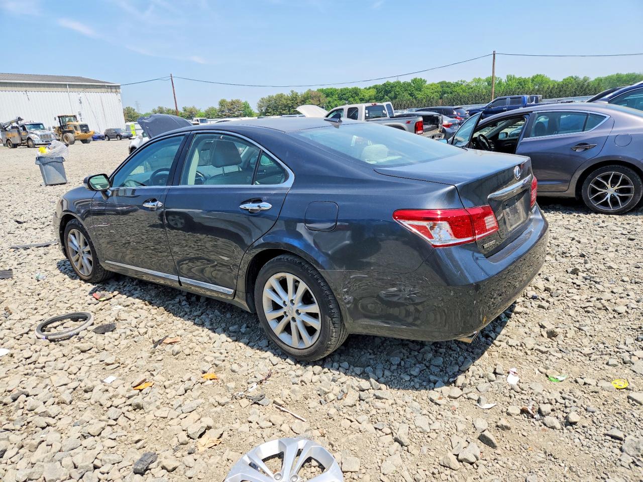 2011 Lexus Es 350 Gray vin: JTHBK1EG1B2433038