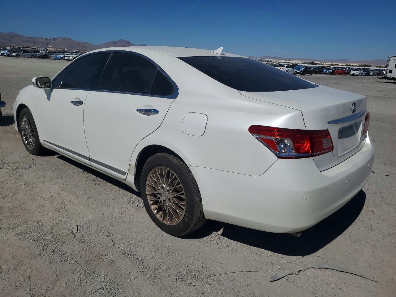 2011 Lexus Es 350 White vin: JTHBK1EG1B2434013