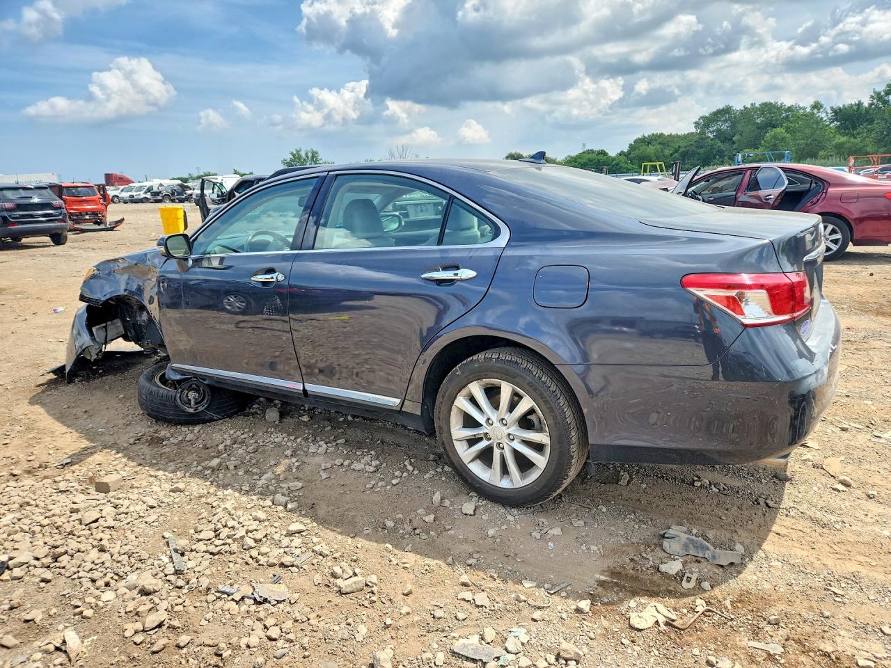 2011 Lexus Es 350 Серый vin: JTHBK1EG1B2437901