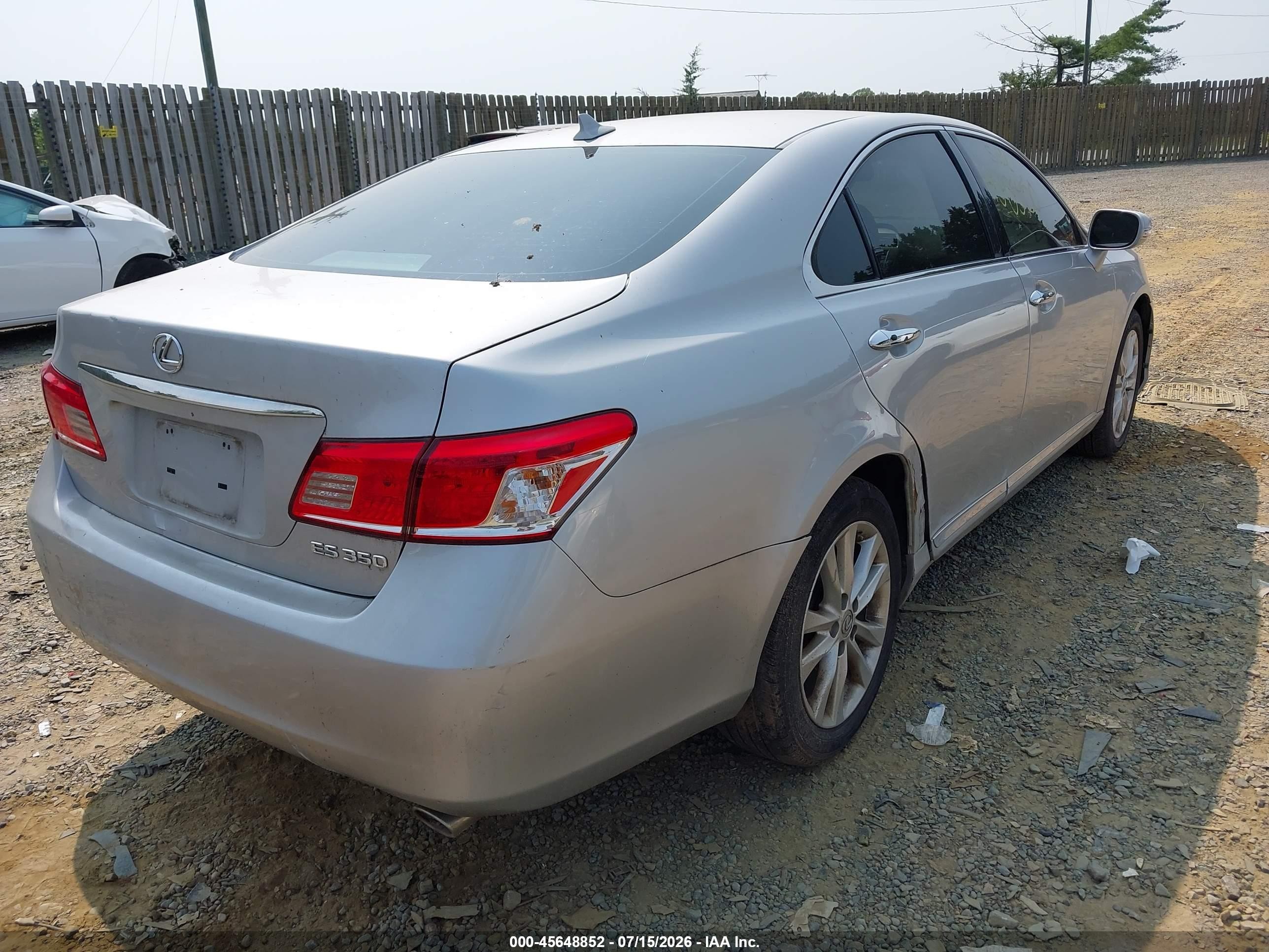 2011 Lexus Es 350   Silver vin: JTHBK1EG1B2451278