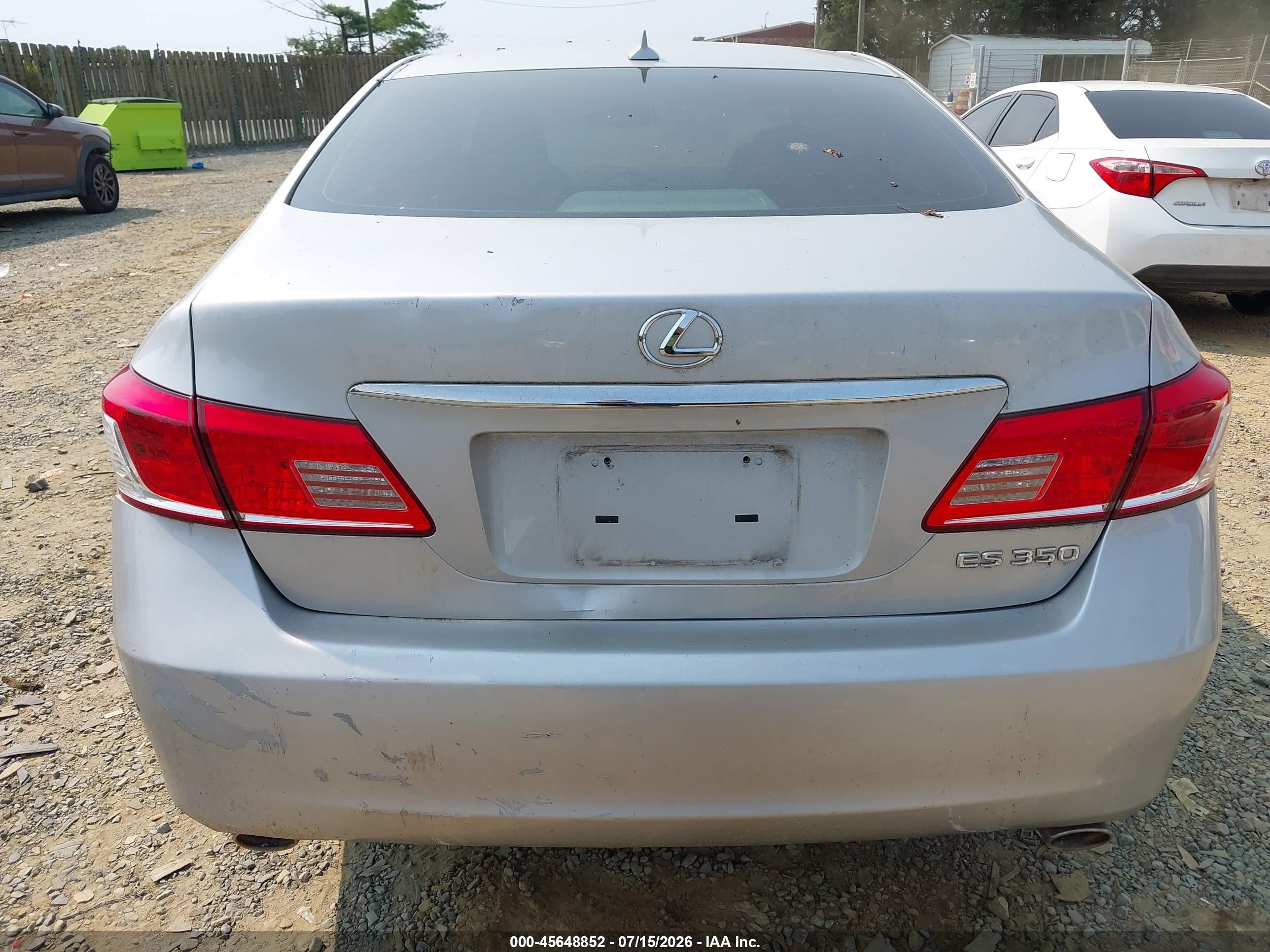 2011 Lexus Es 350   Silver vin: JTHBK1EG1B2451278