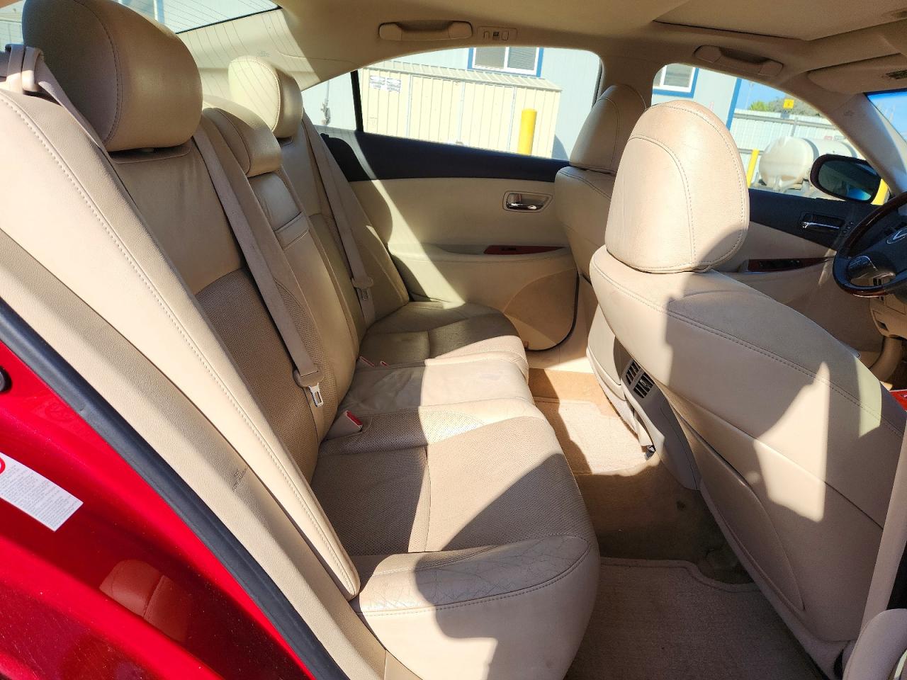 2011 Lexus Es 350 Red vin: JTHBK1EG1B2463950