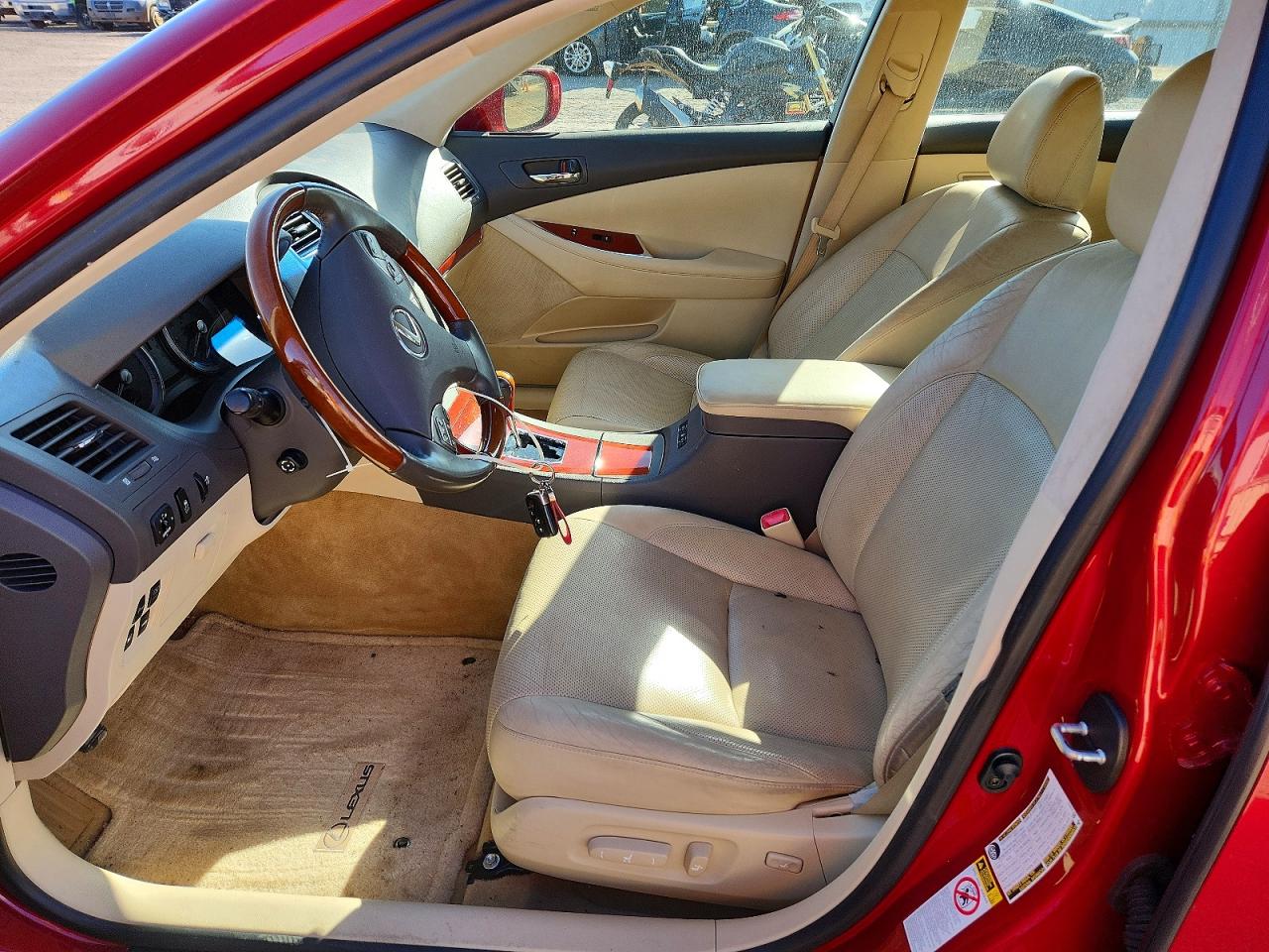 2011 Lexus Es 350 Red vin: JTHBK1EG1B2463950