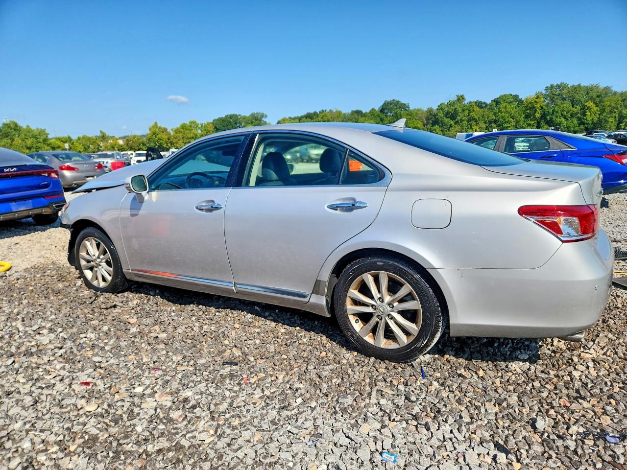 2011 Lexus Es 350 Silver vin: JTHBK1EG1B2470025