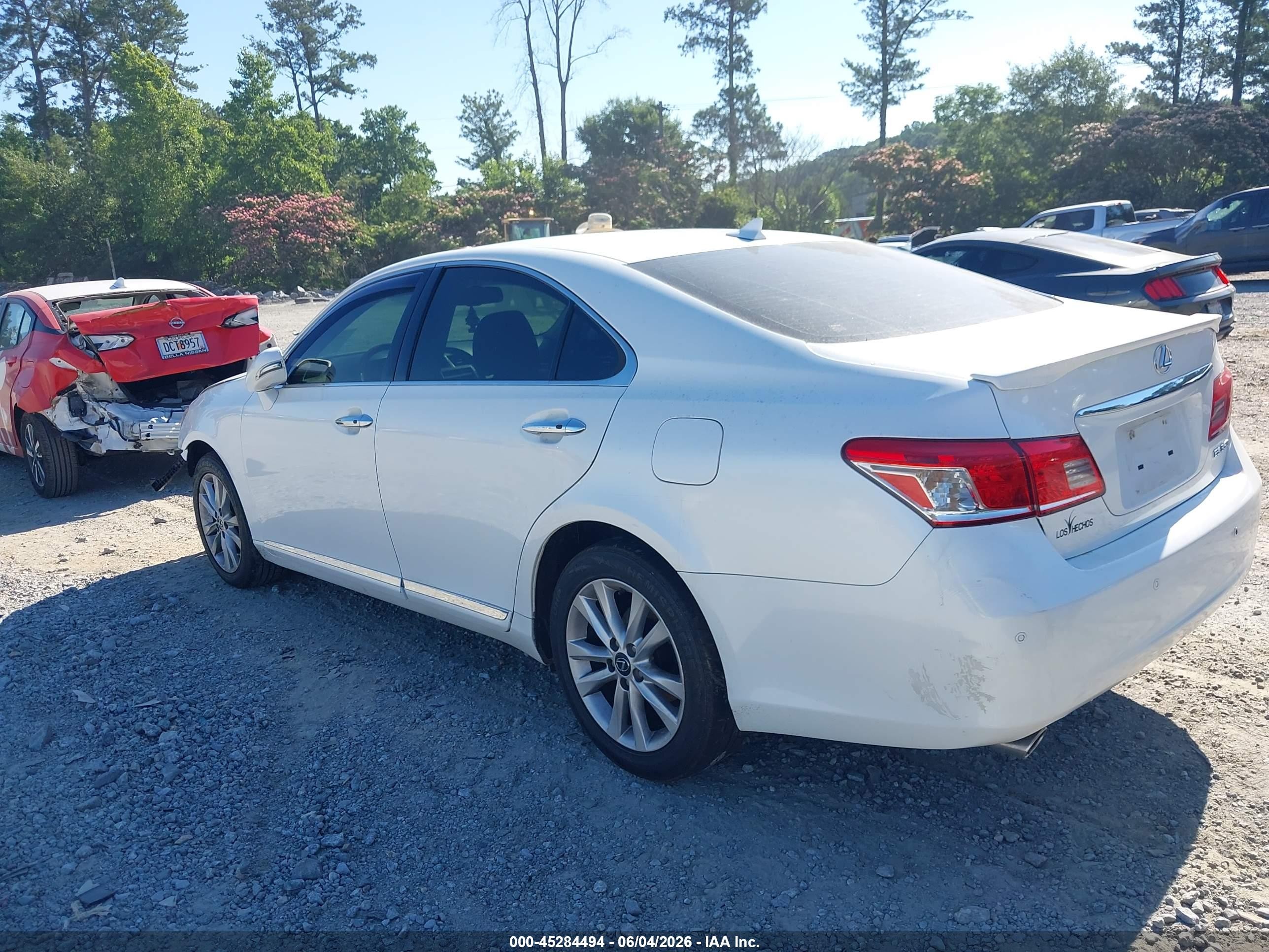 2012 Lexus Es 350   White vin: JTHBK1EG1C2474951