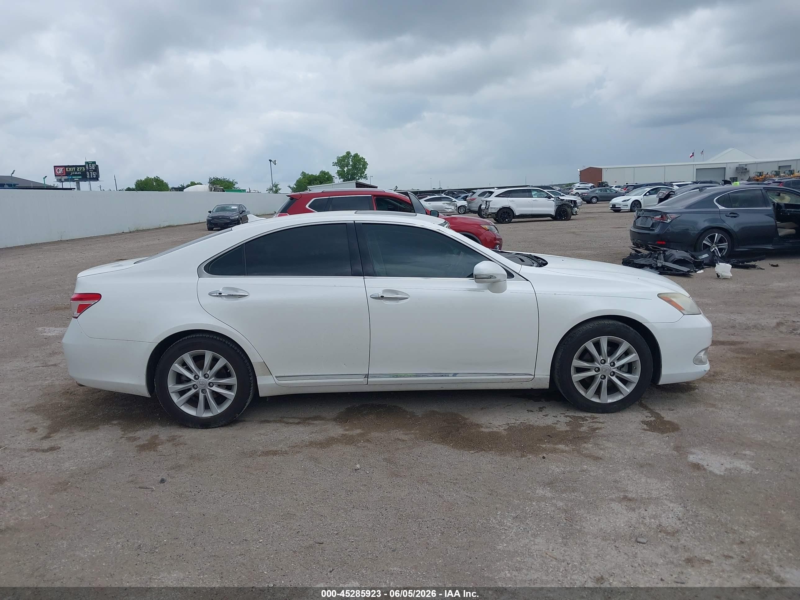 2012 Lexus Es 350 White vin: JTHBK1EG1C2489188