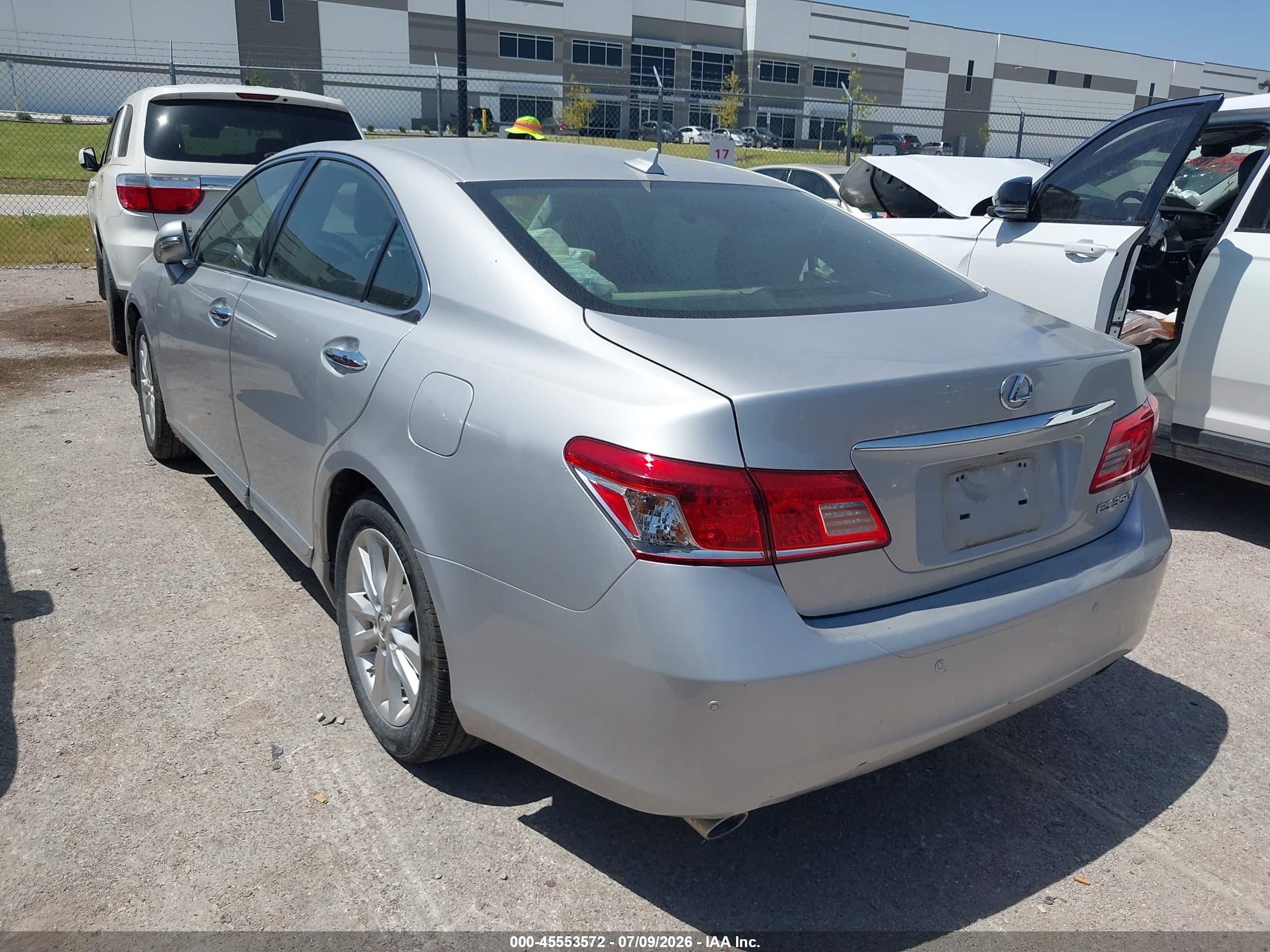 2012 Lexus Es 350   Silver vin: JTHBK1EG1C2501730
