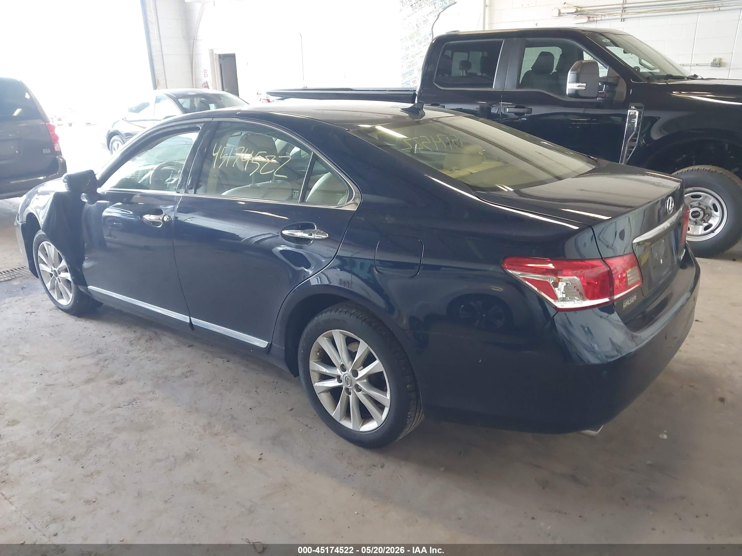 2012 Lexus Es 350 Blue vin: JTHBK1EG1C2507186