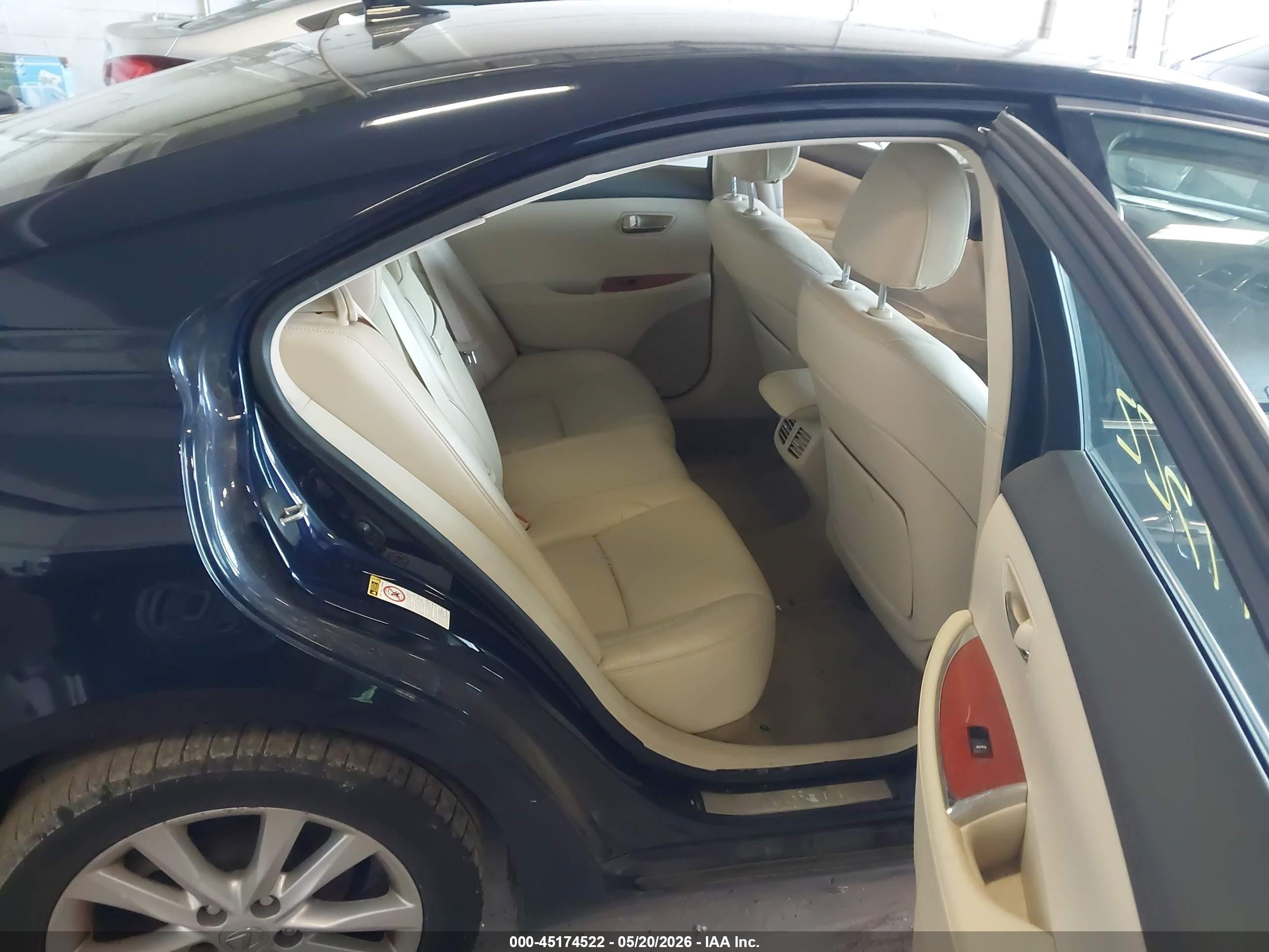 2012 Lexus Es 350 Blue vin: JTHBK1EG1C2507186