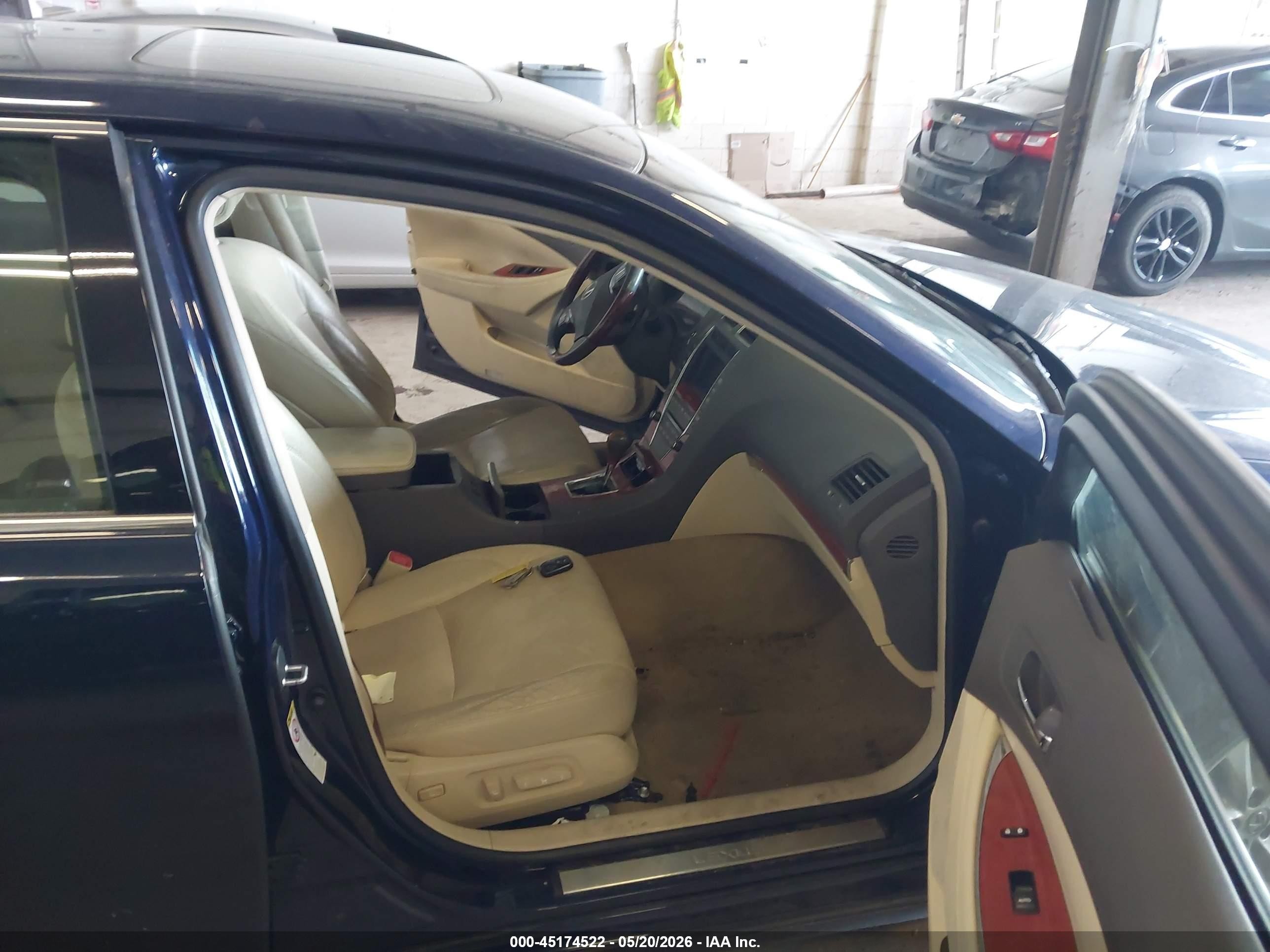 2012 Lexus Es 350 Blue vin: JTHBK1EG1C2507186