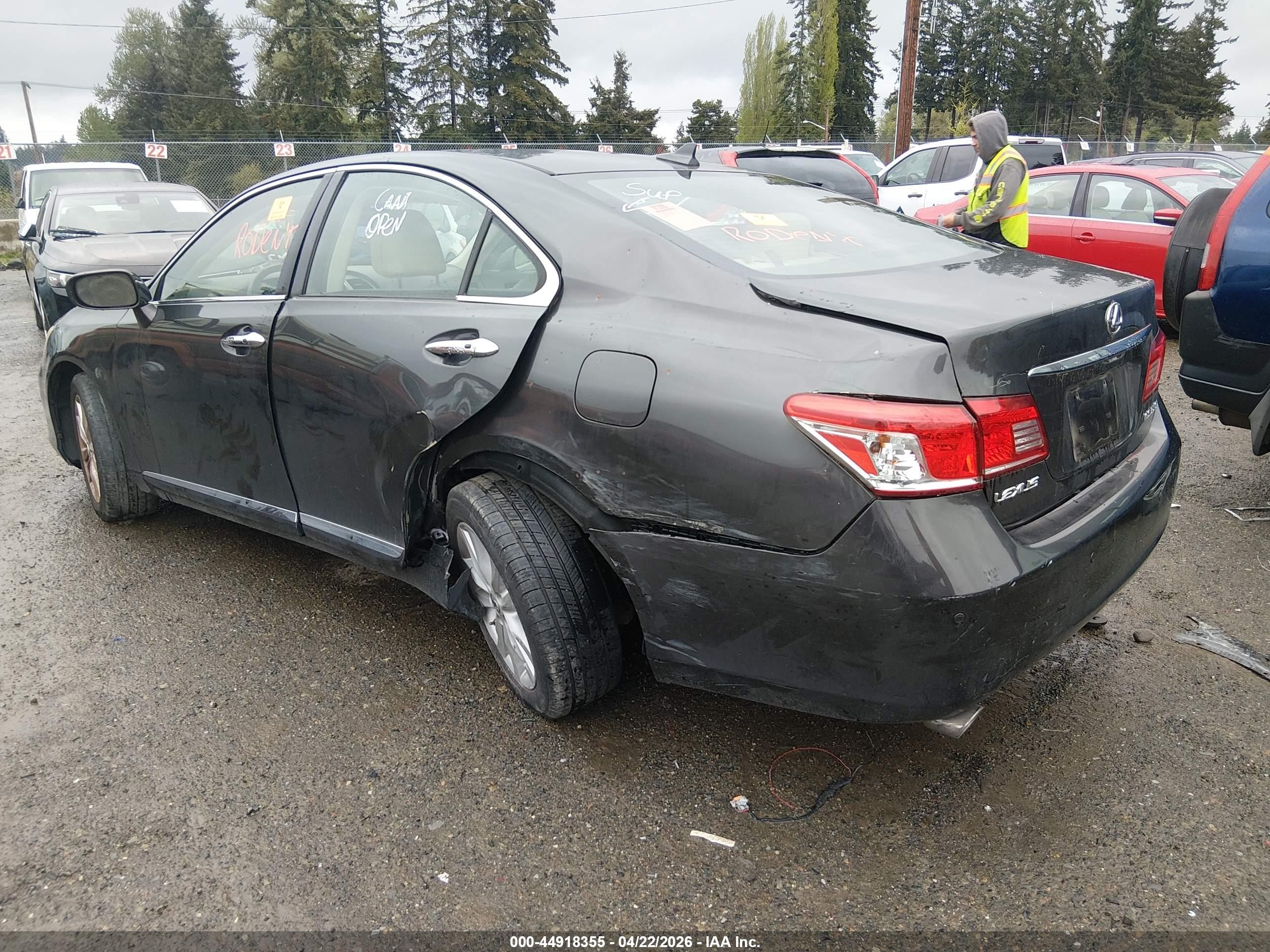 2010 Lexus Es 350   Black vin: JTHBK1EG2A2350037