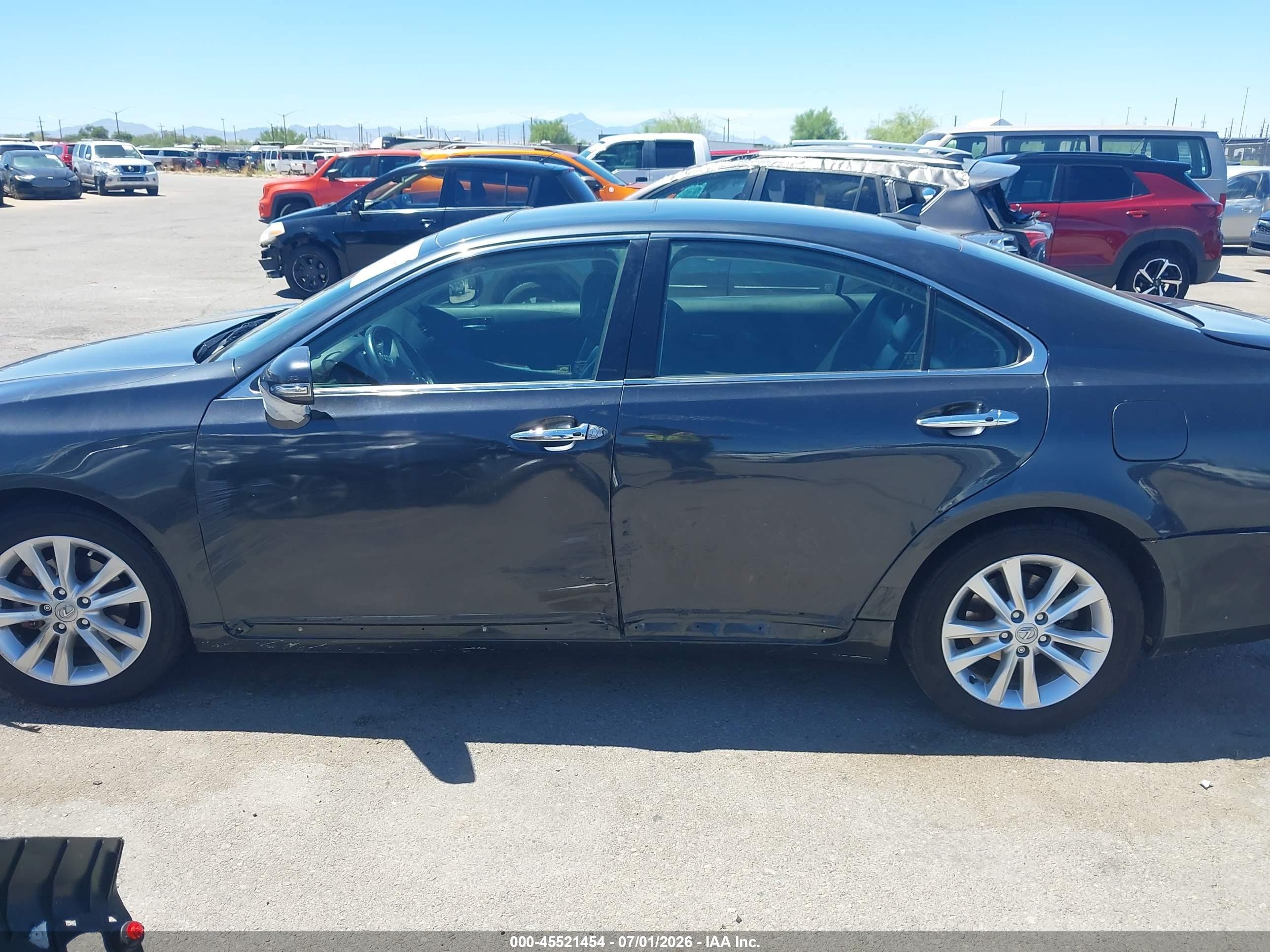 2010 Lexus Es 350   Gray vin: JTHBK1EG2A2352564