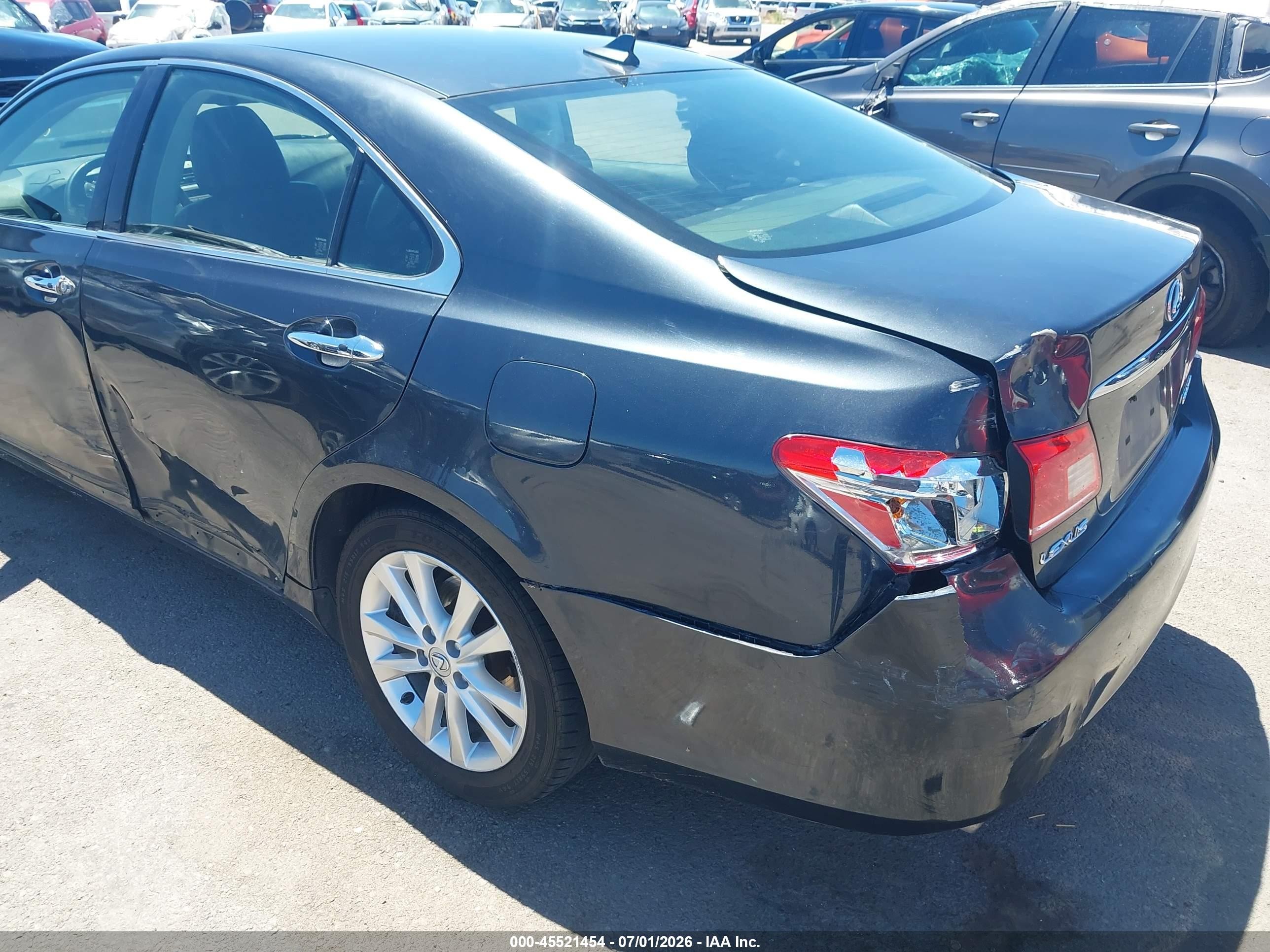 2010 Lexus Es 350   Gray vin: JTHBK1EG2A2352564