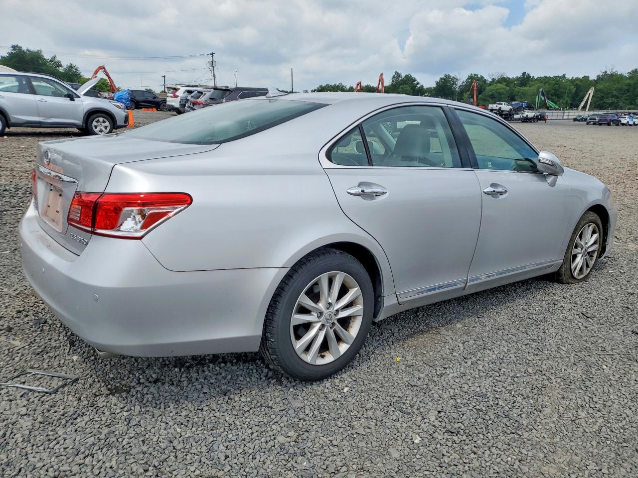 2010 Lexus Es 350 Серебряный vin: JTHBK1EG2A2362950