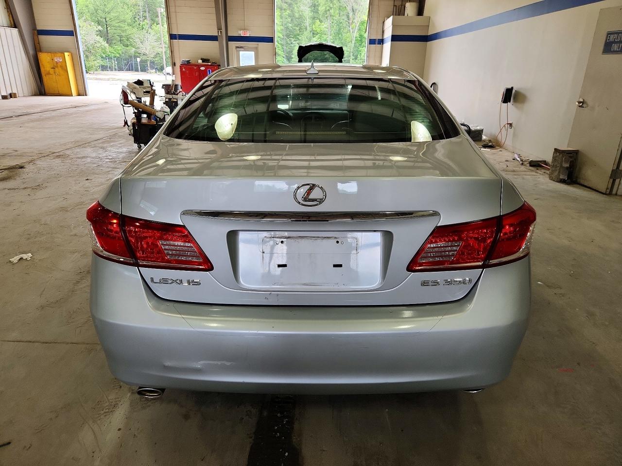 2010 Lexus Es 350 Серебряный vin: JTHBK1EG2A2366027