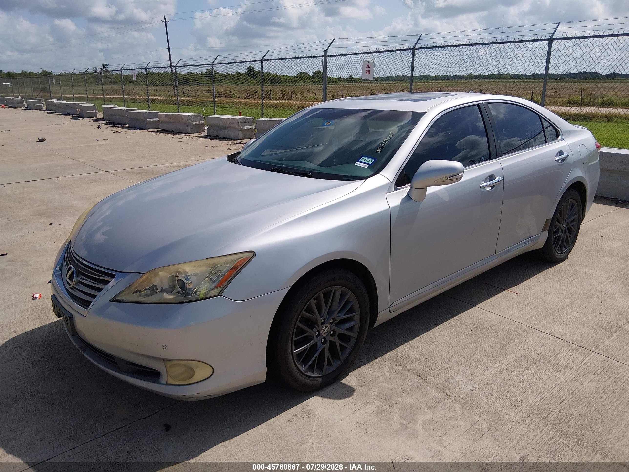 2010 Lexus Es 350   Серебряный vin: JTHBK1EG2A2393406