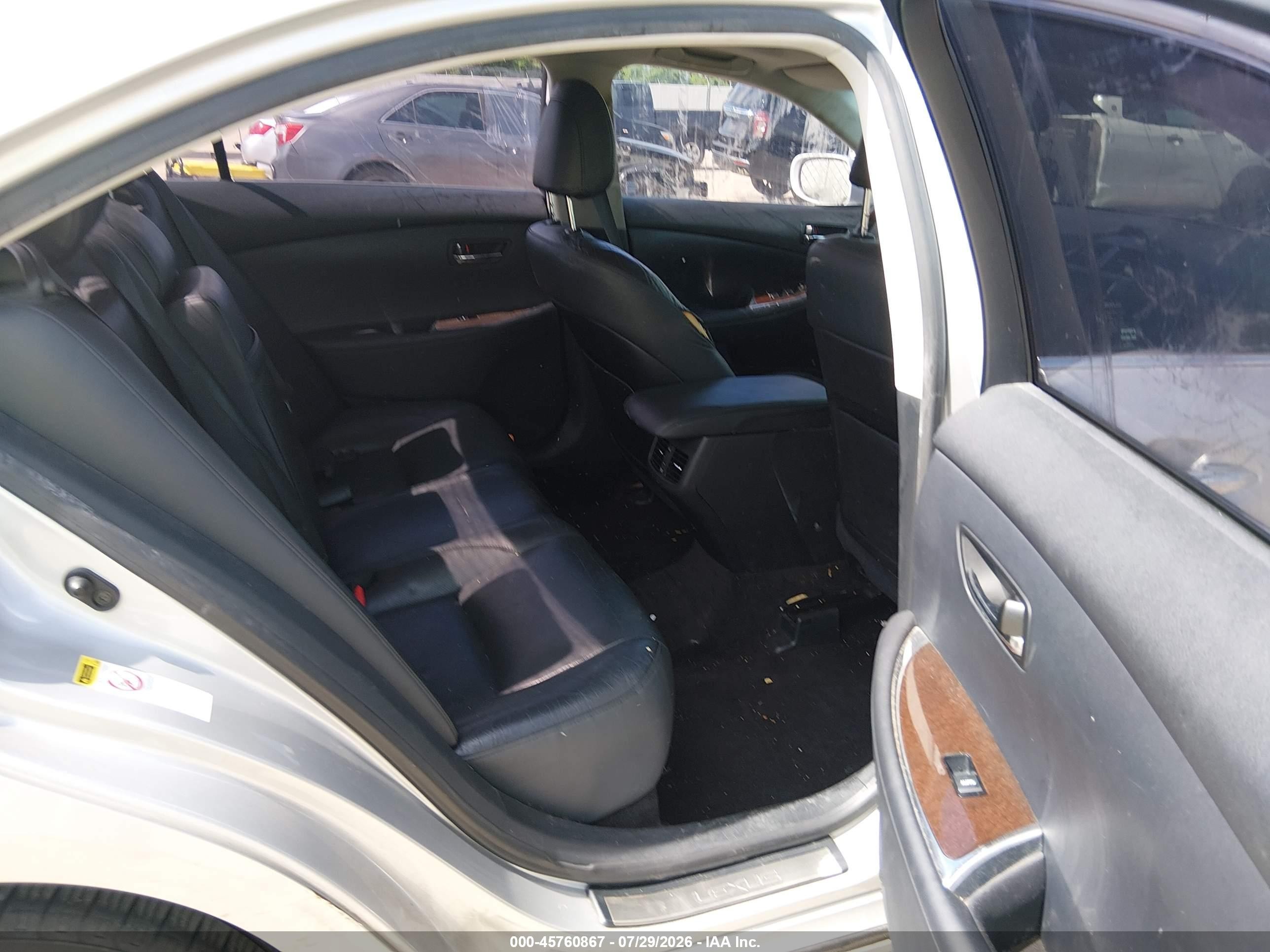 2010 Lexus Es 350   Серебряный vin: JTHBK1EG2A2393406